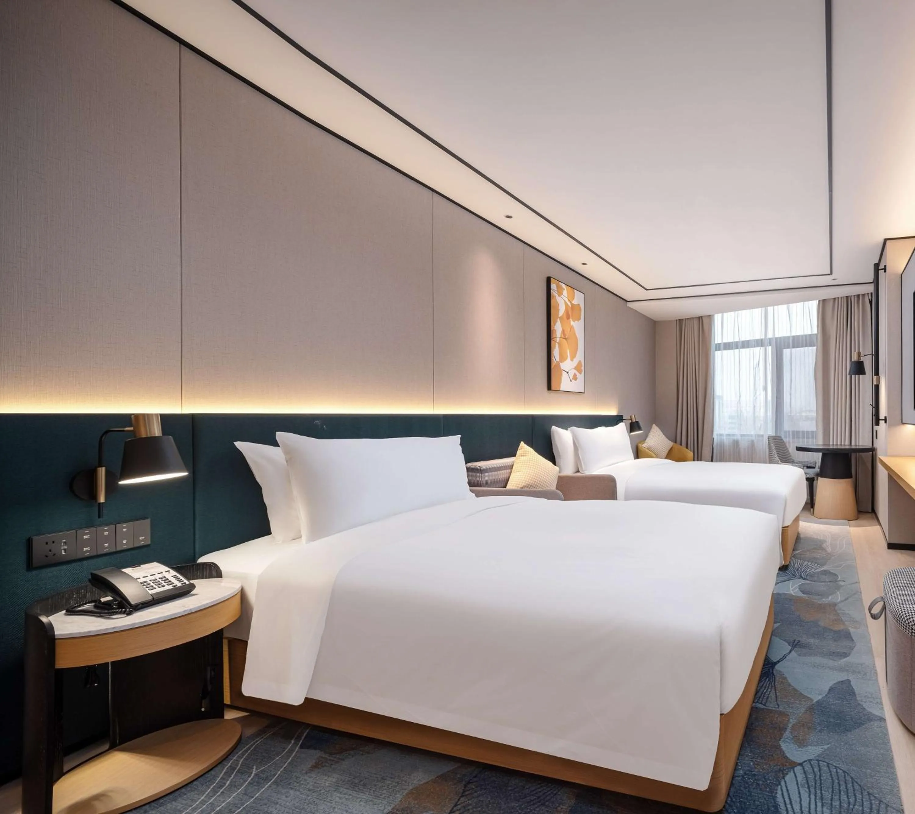 Bed in Hilton Garden Inn Beijing Temple Of Heaven East Gate Station l Free Laundry Facility