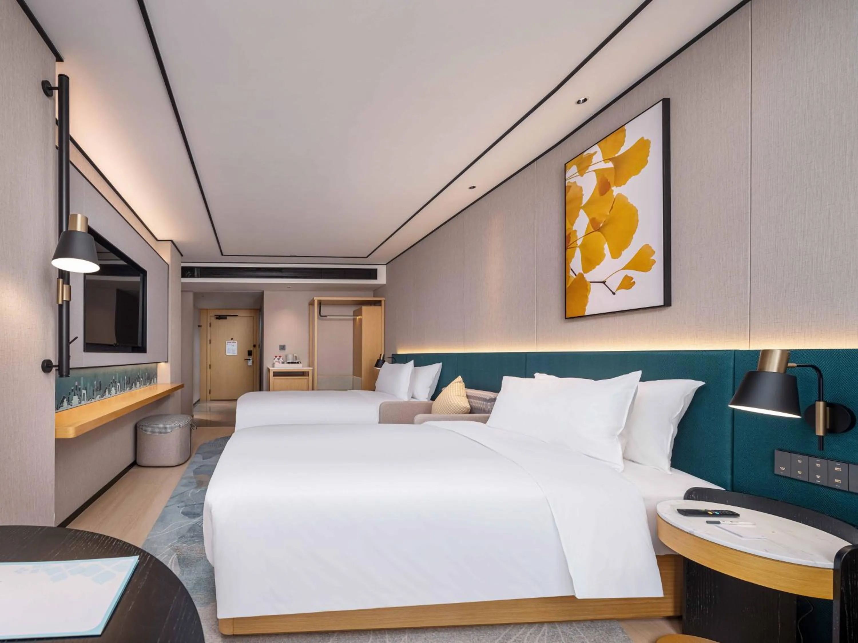 Bed in Hilton Garden Inn Beijing Temple Of Heaven East Gate Station l Free Laundry Facility