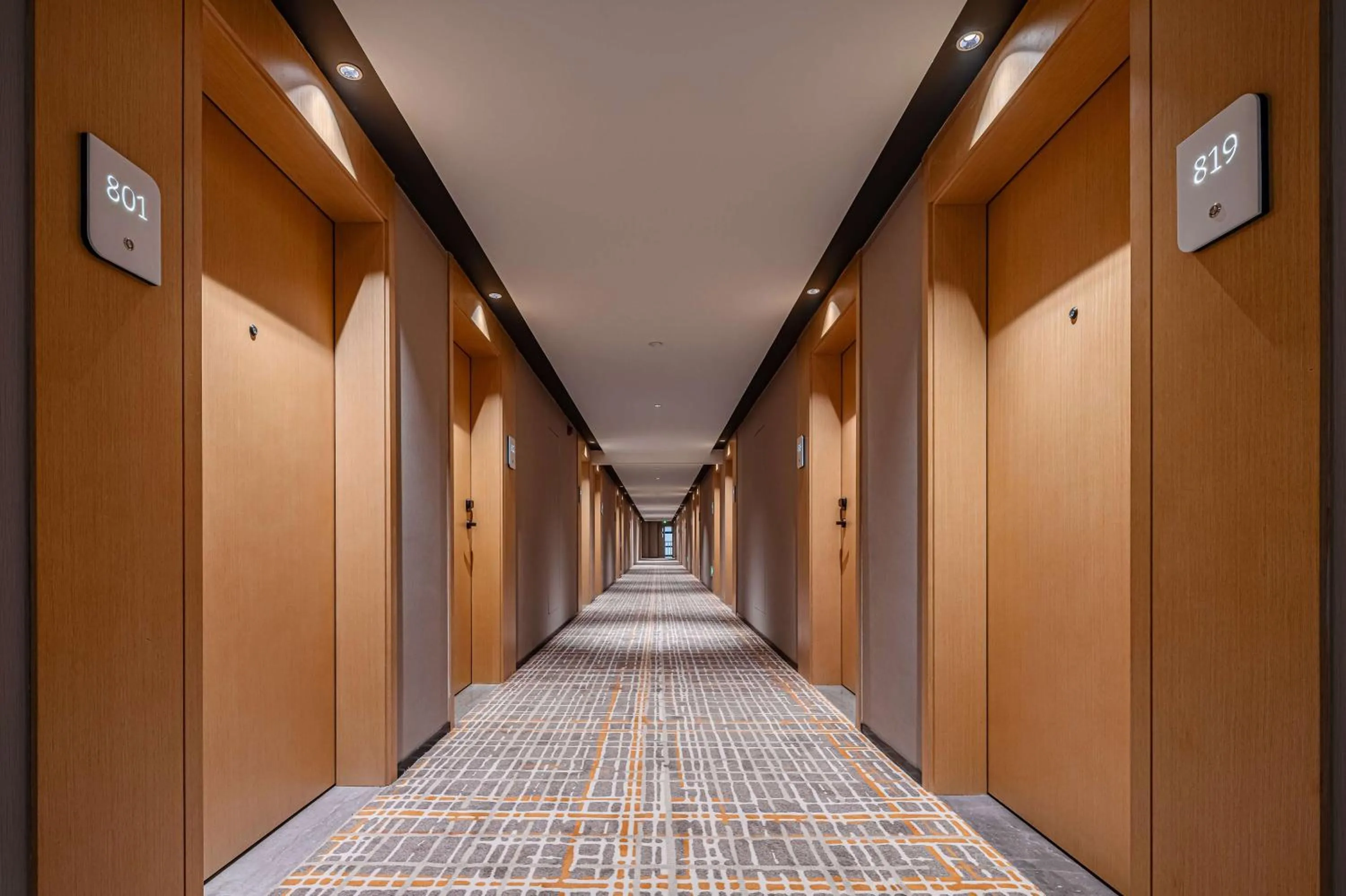 Photo of the whole room in Hilton Garden Inn Beijing Temple Of Heaven East Gate Station l Free Laundry Facility