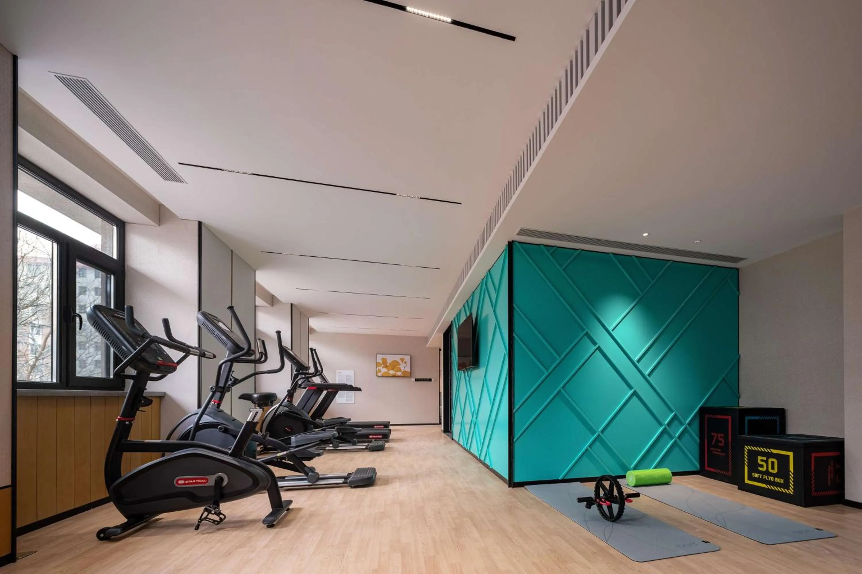 Fitness centre/facilities in Hilton Garden Inn Beijing Temple Of Heaven East Gate Station l Free Laundry Facility