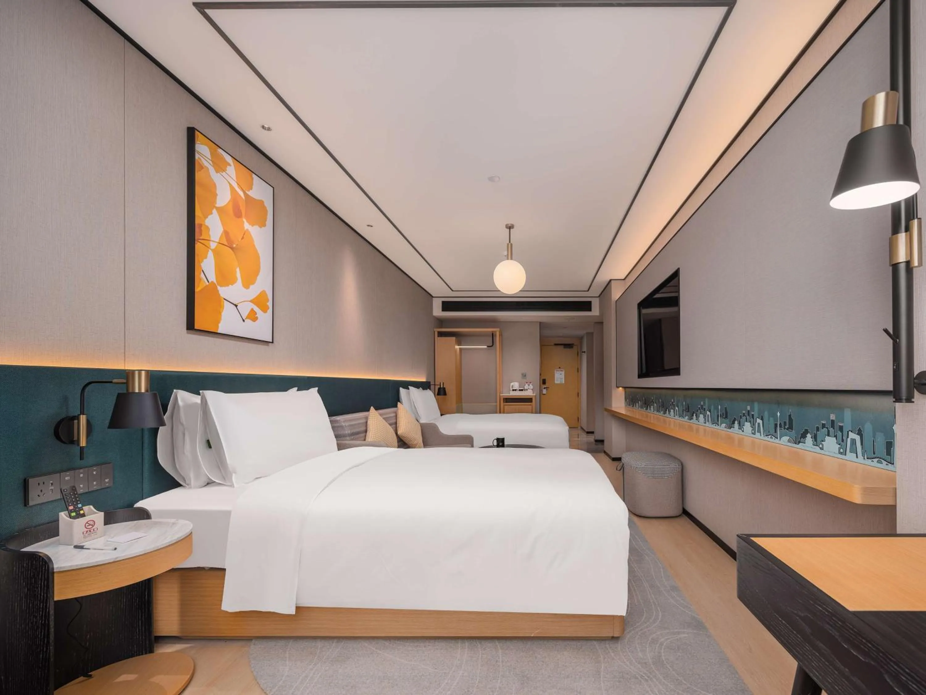 Bed in Hilton Garden Inn Beijing Temple Of Heaven East Gate Station l Free Laundry Facility