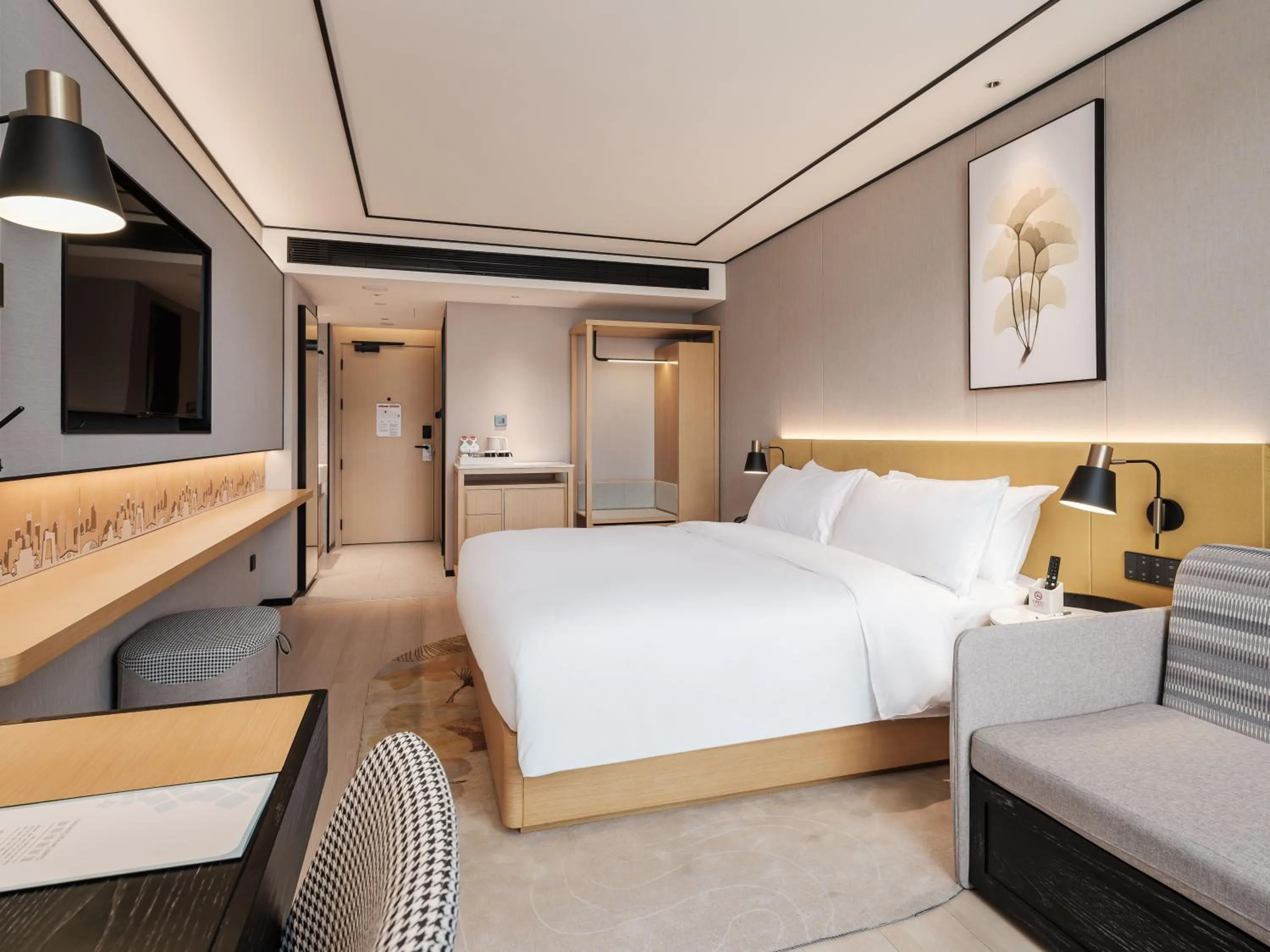 Bed in Hilton Garden Inn Beijing Temple Of Heaven East Gate Station l Free Laundry Facility