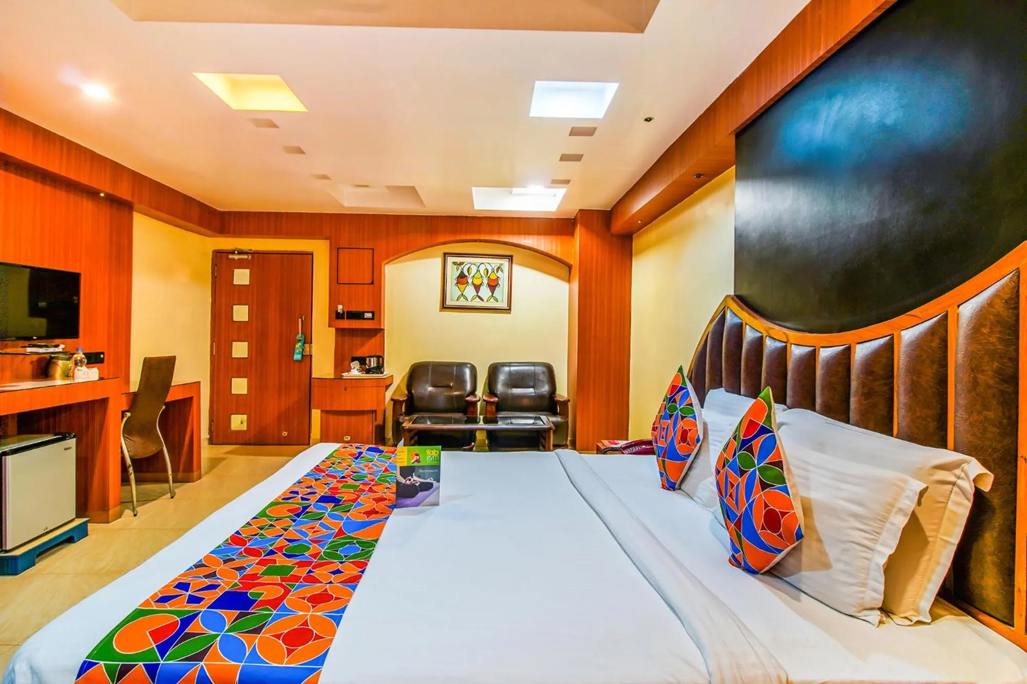 View (from property/room), Bed in FabHotel Palash Residency Ranchi Railway Station