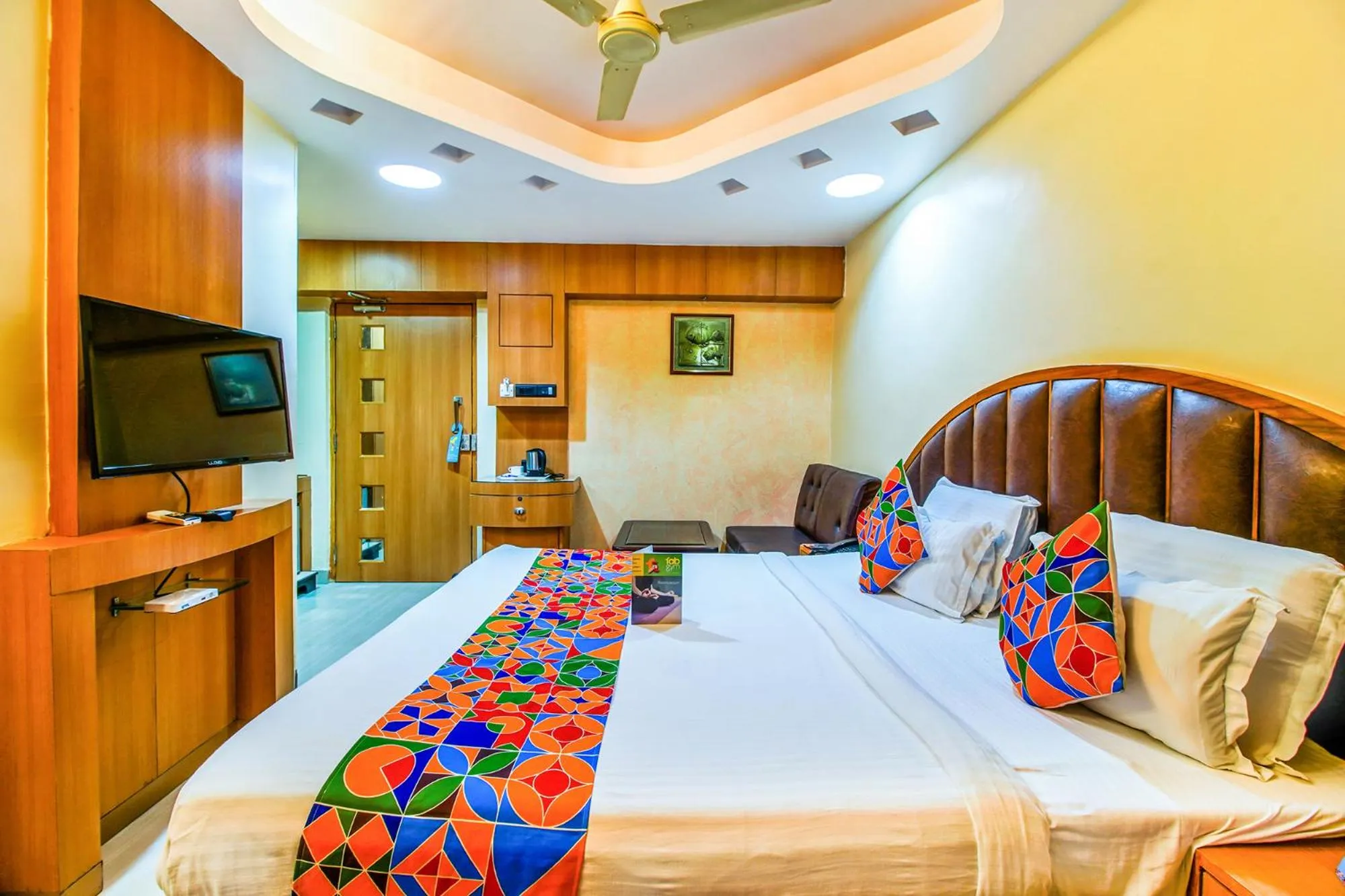 Bedroom, Bed in FabHotel Palash Residency Ranchi Railway Station
