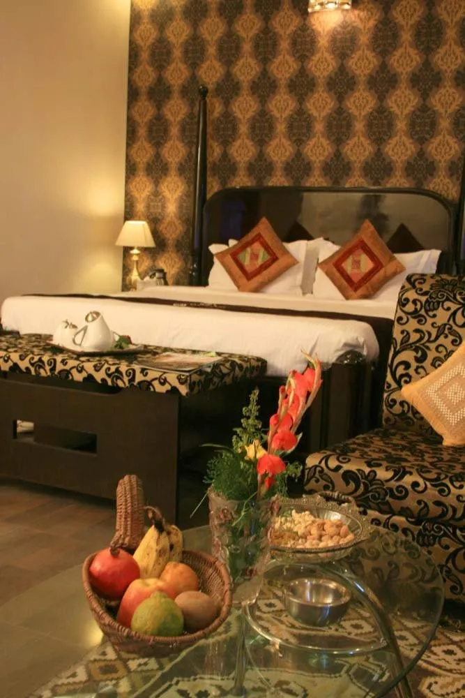 Photo of the whole room, Bed in The Ambassador - Hotel & Conference Center