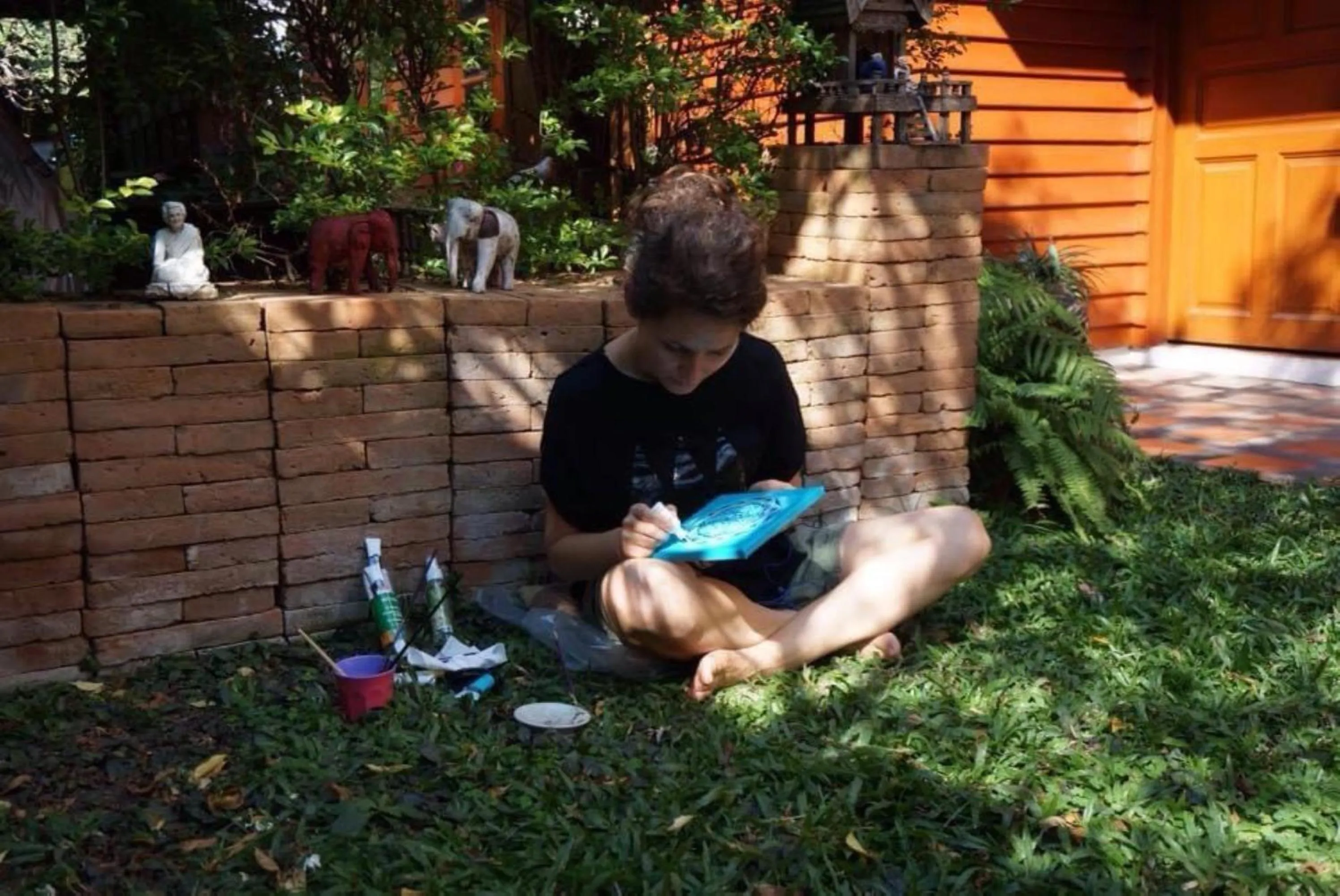 People in Tiptopthai House