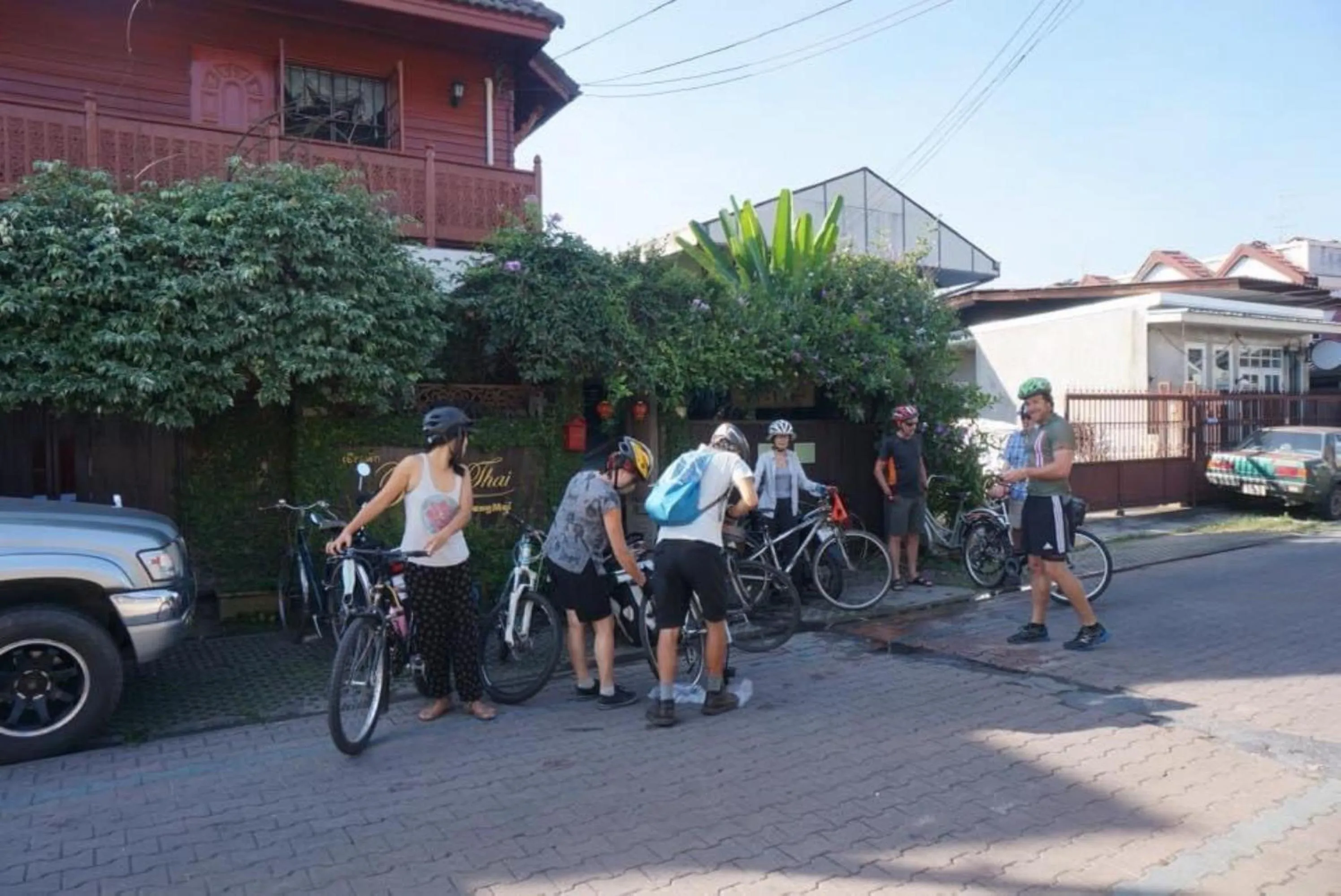 People in Tiptopthai House