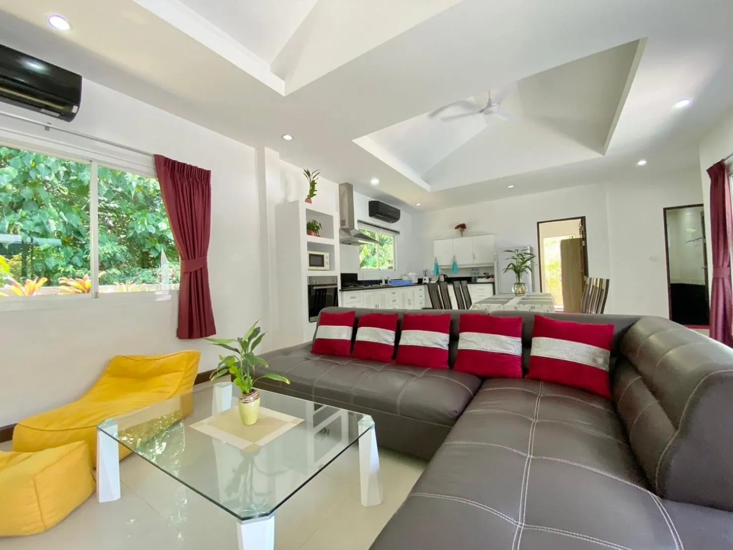 TV and multimedia in Chalong - 4 Bedroom Private Pool Villa - Phuket