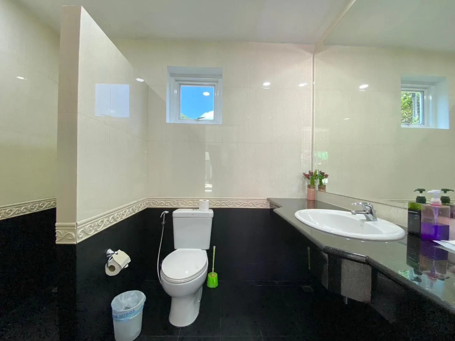 Toilet in Chalong - 4 Bedroom Private Pool Villa - Phuket