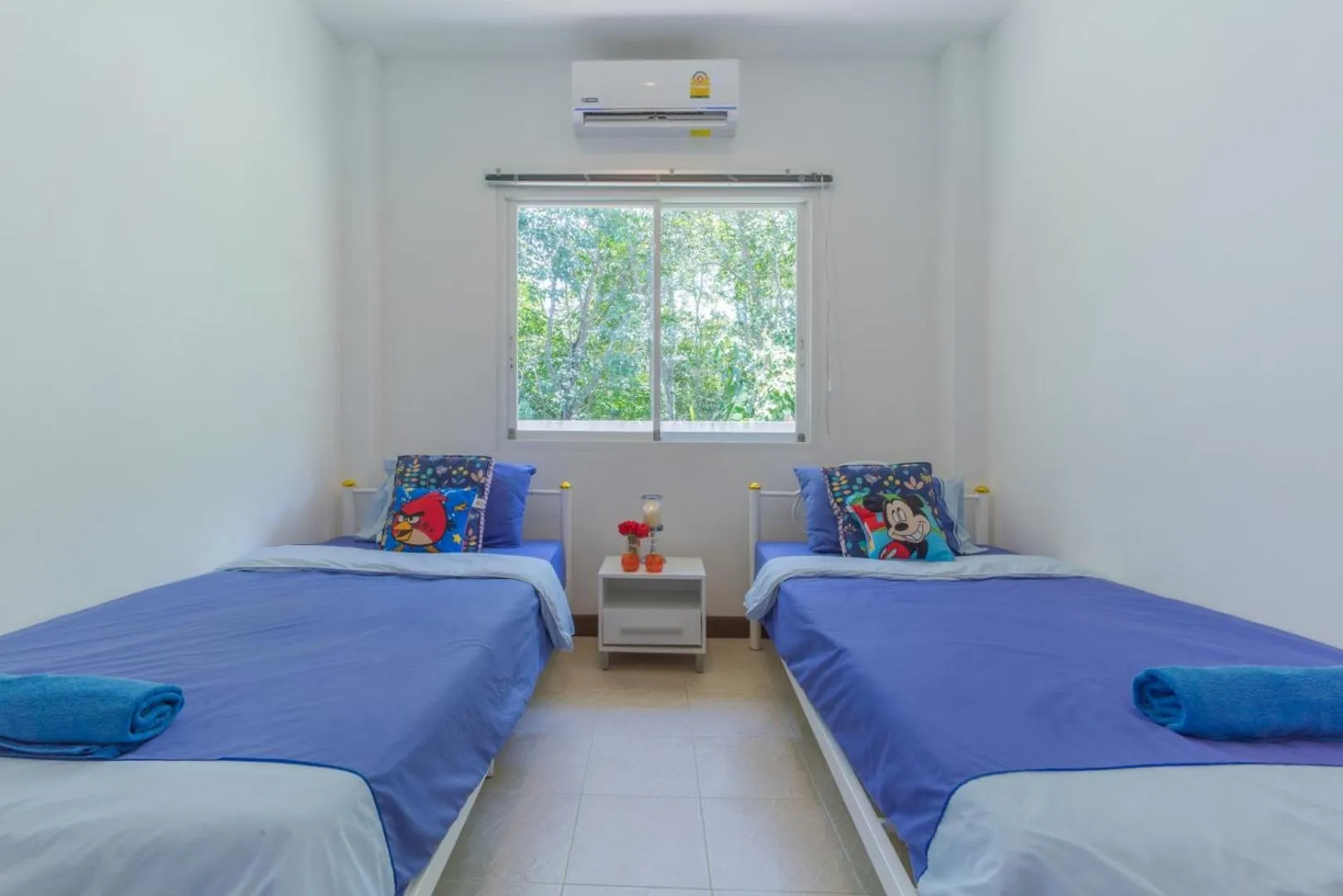 Bed in Chalong - 4 Bedroom Private Pool Villa - Phuket