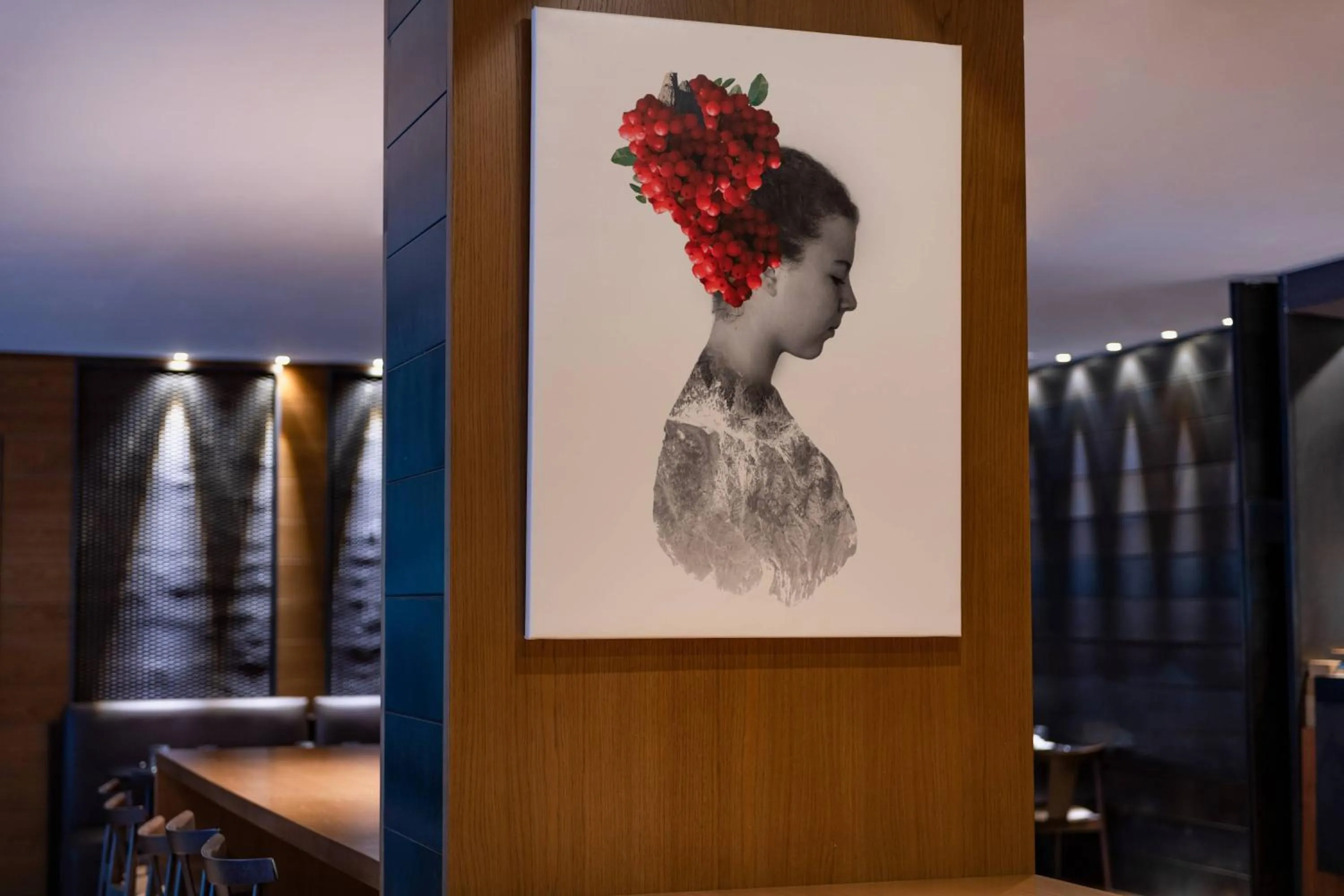 Lounge or bar in Hotel AC Baqueira Ski Resort, Autograph Collection