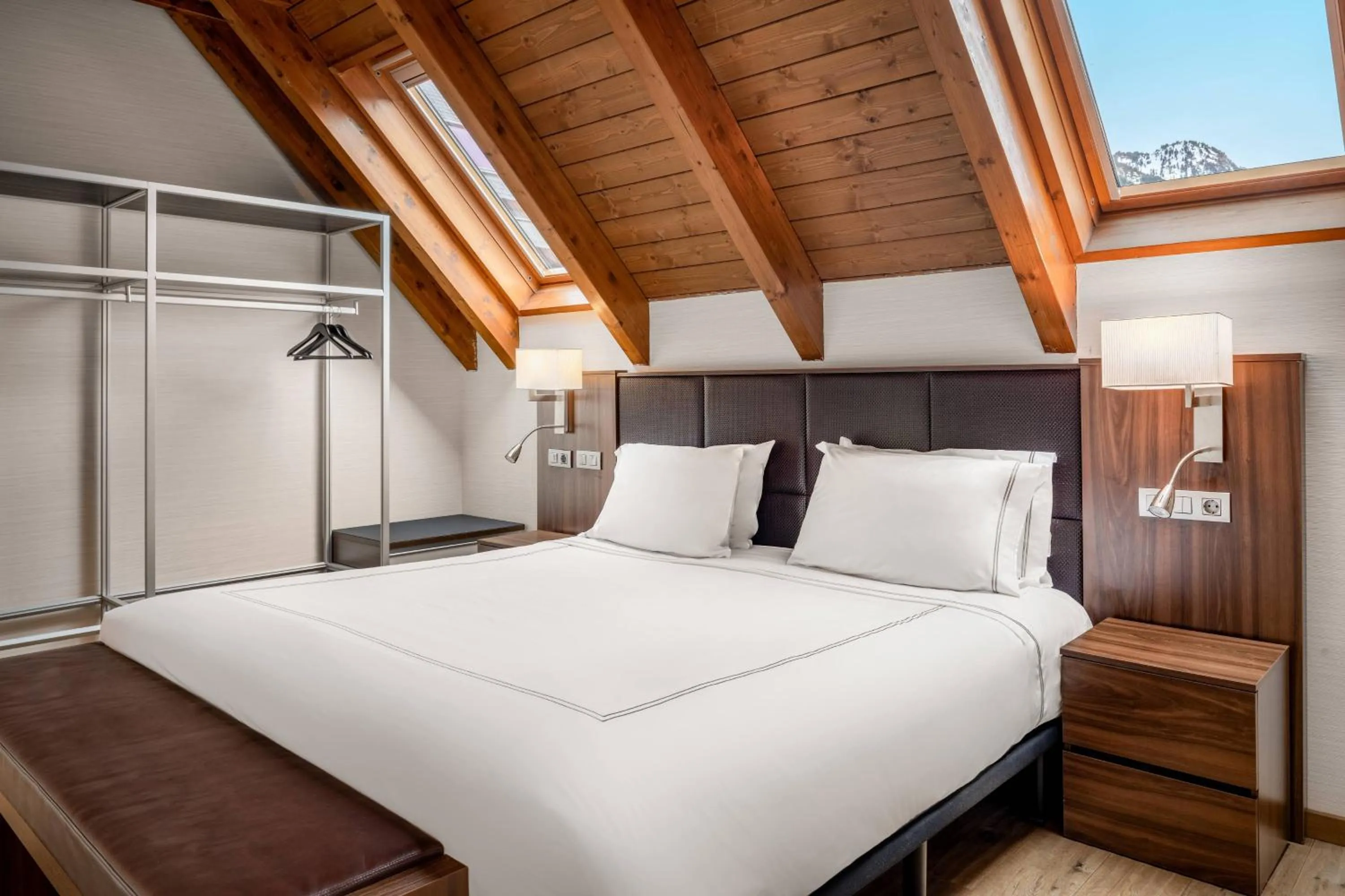 Photo of the whole room, Bed in Hotel AC Baqueira Ski Resort, Autograph Collection