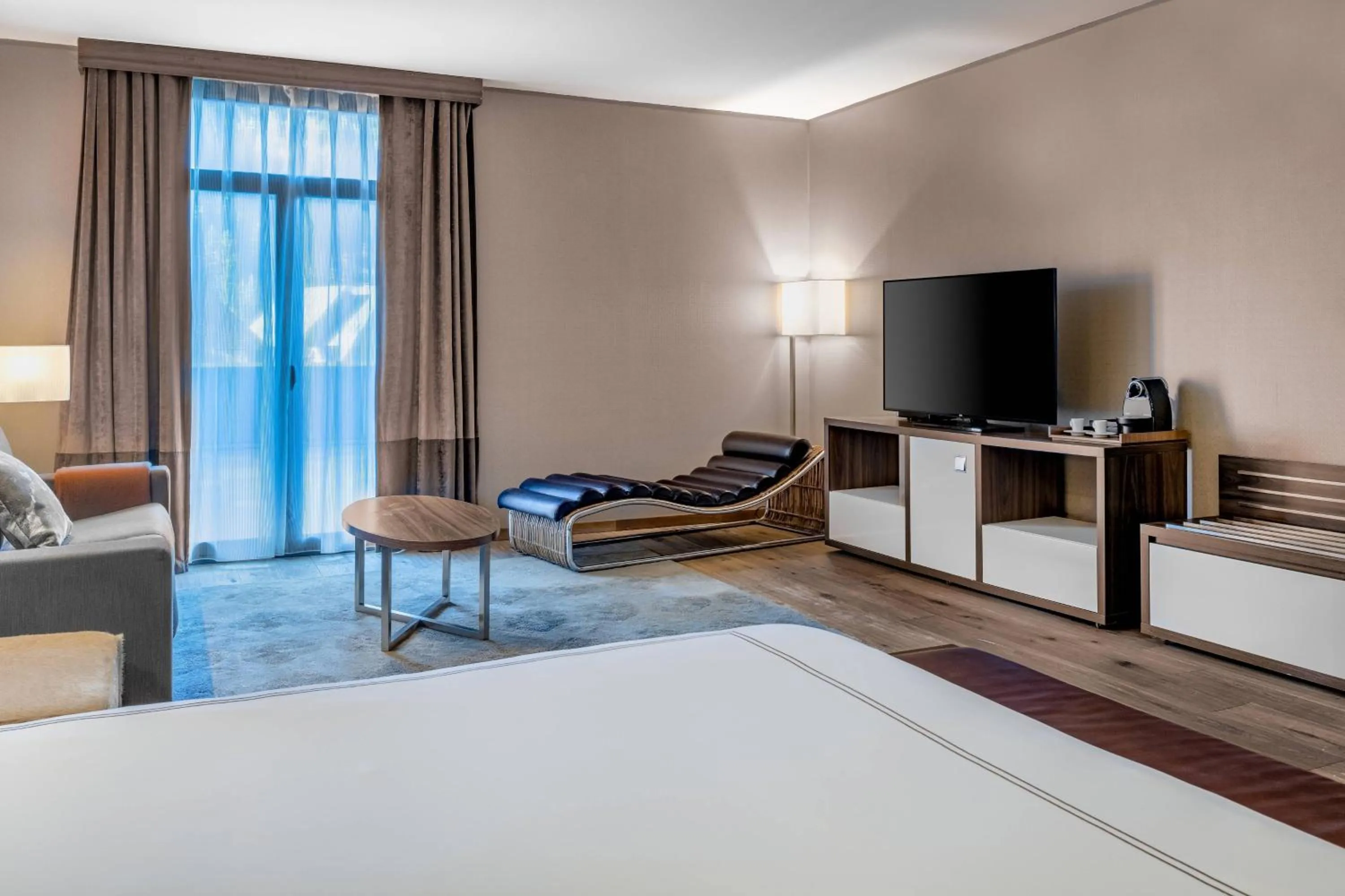 Photo of the whole room, Bed in Hotel AC Baqueira Ski Resort, Autograph Collection