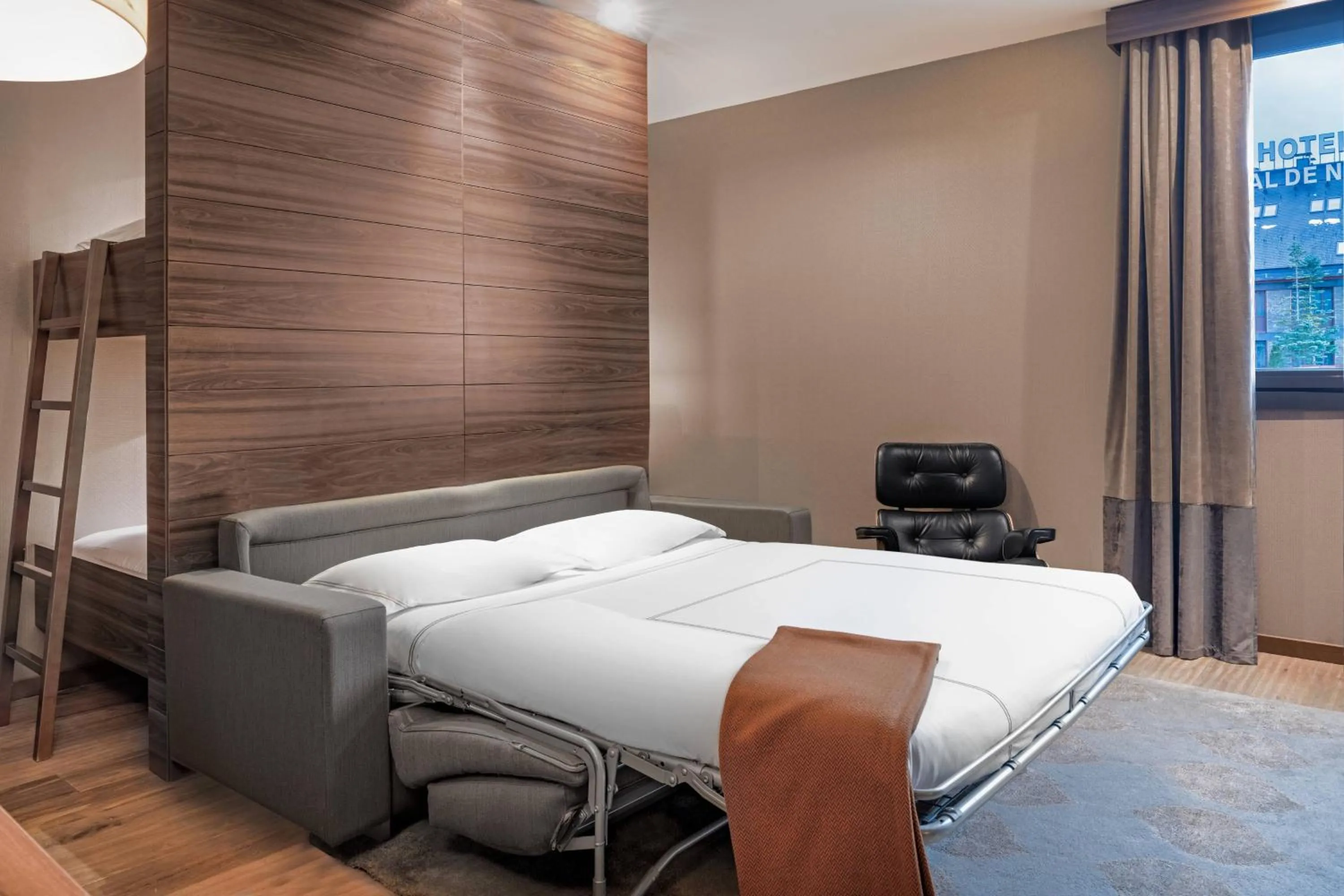 Photo of the whole room, Bed in Hotel AC Baqueira Ski Resort, Autograph Collection