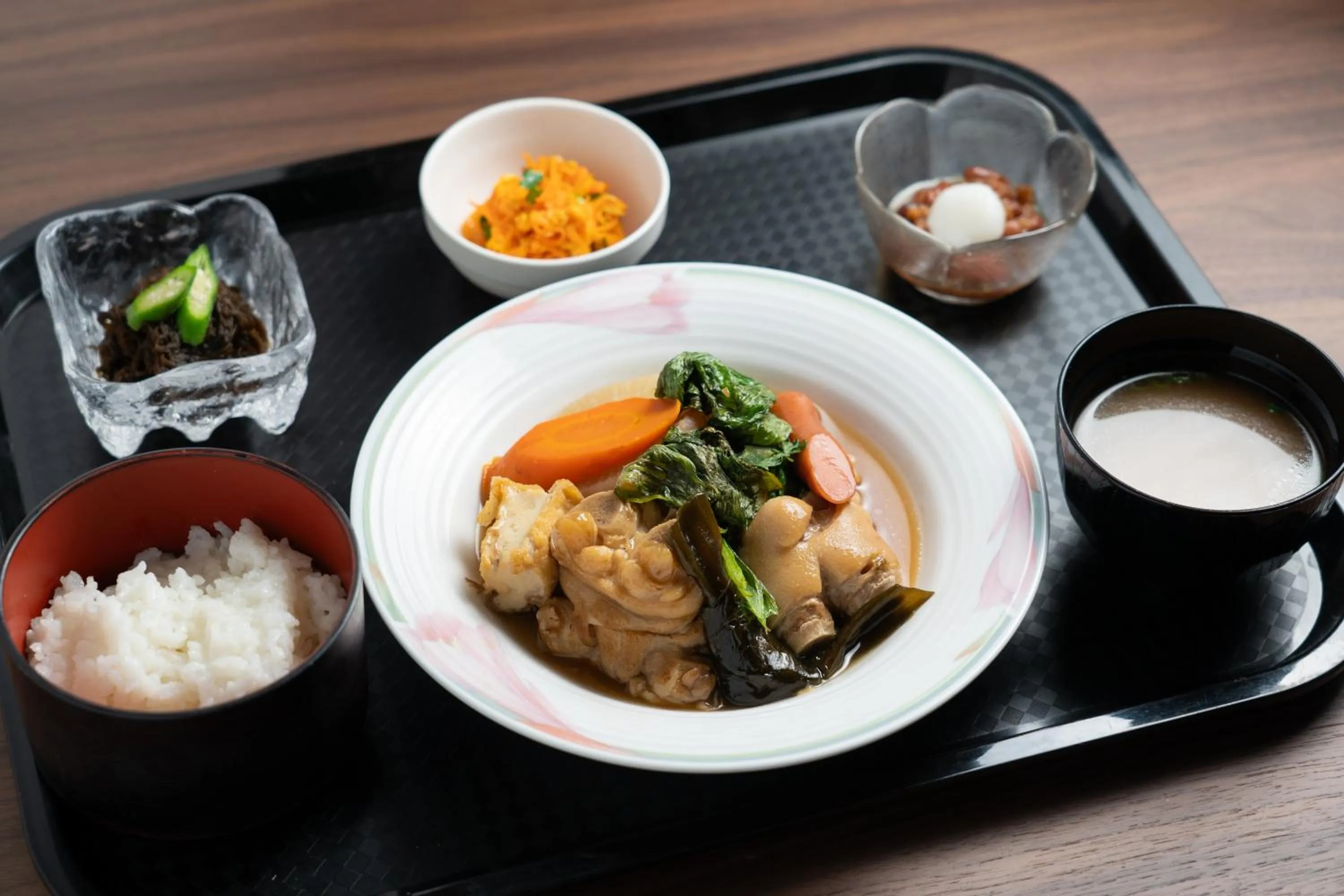 Food in Sunrise Hotel Okinawa-どこか懐かしいレトロ宿軽朝食付