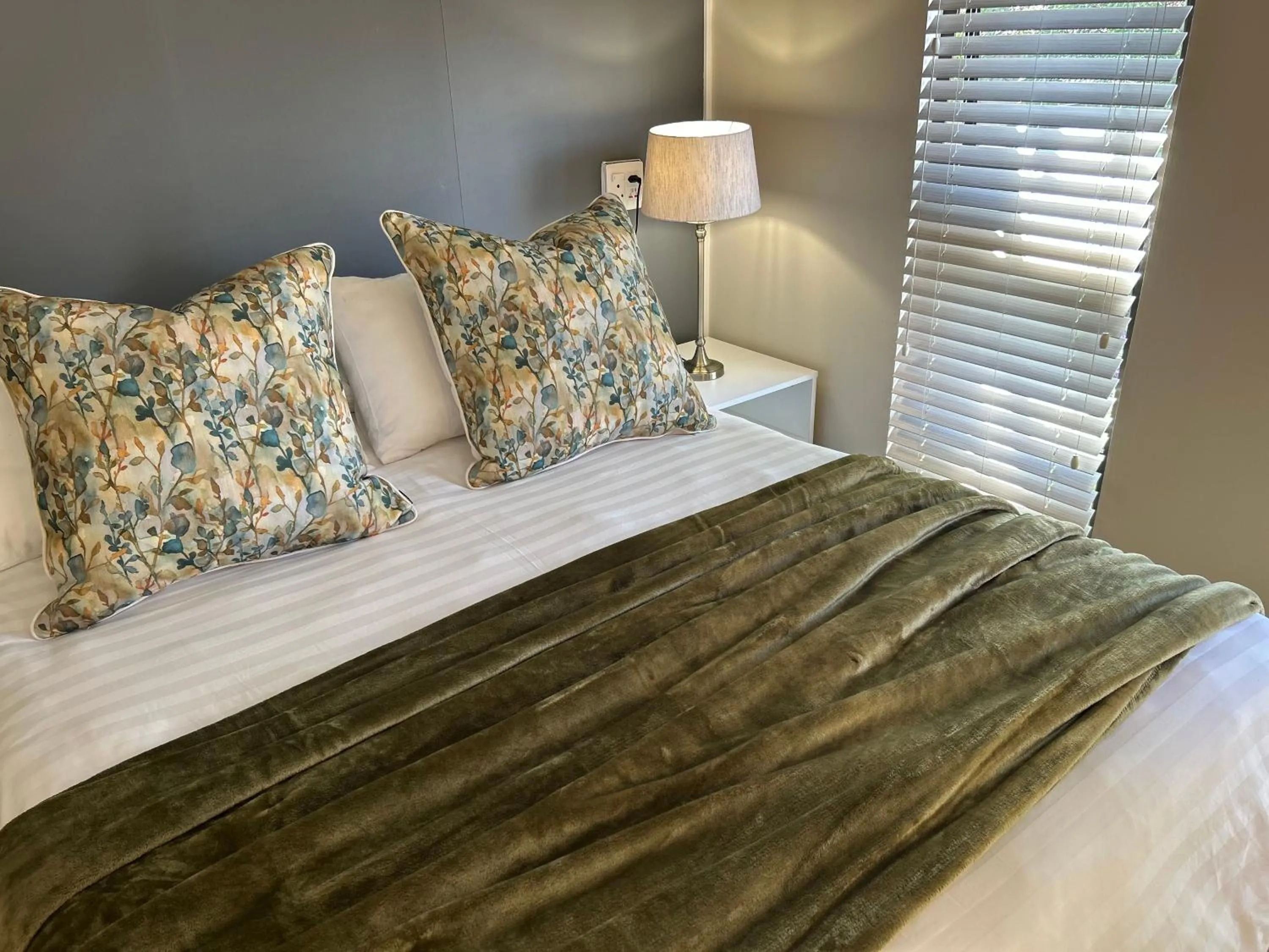 Bed in 28 La Rochelle