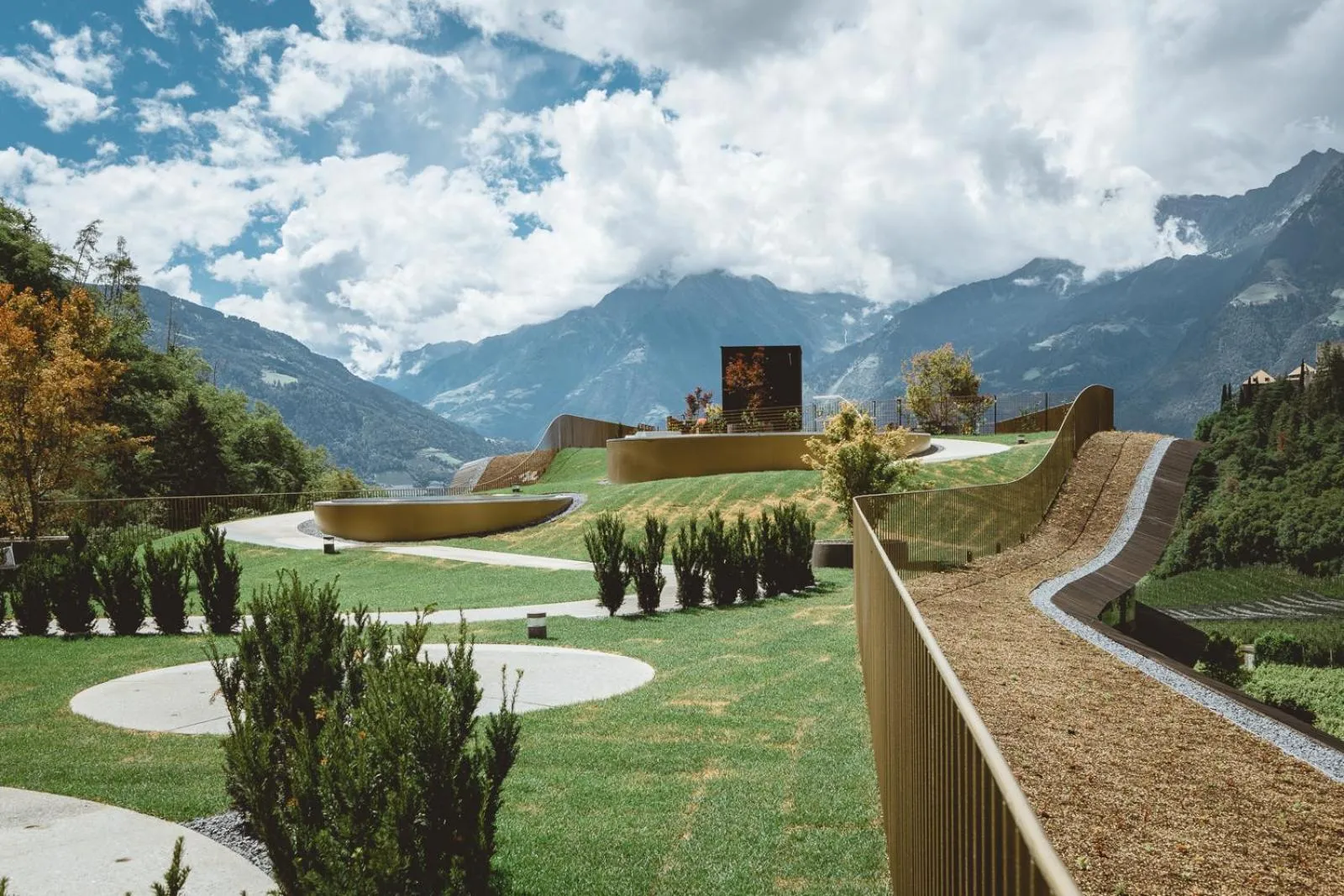 Property building in Prinz Rudolf Smart Hotel