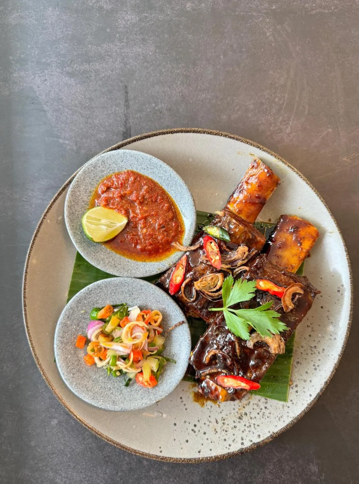 Restaurant/places to eat in Batam Harbour Boutique Hotel & Spa