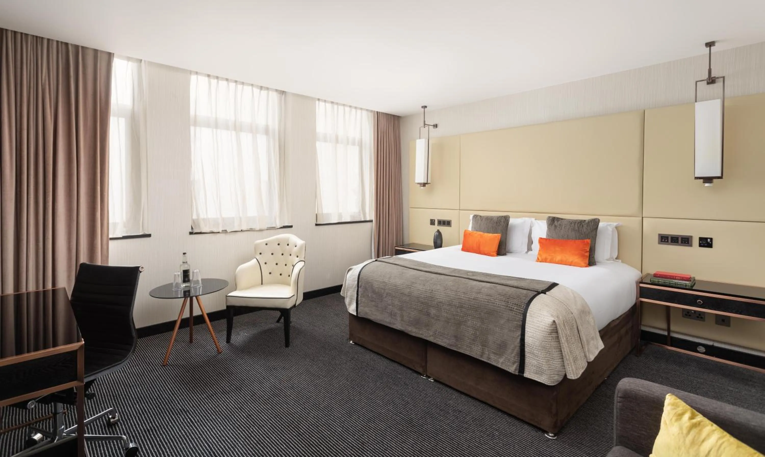 Bed in Montcalm Royal London House, London City