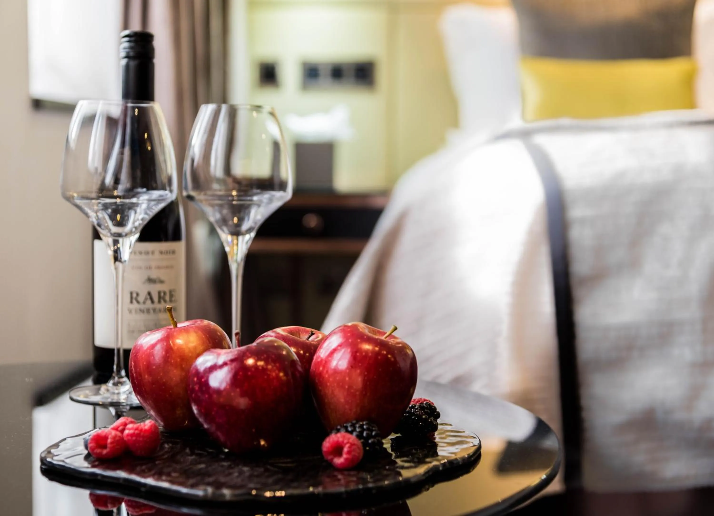 Food, Bed in Montcalm Royal London House, London City