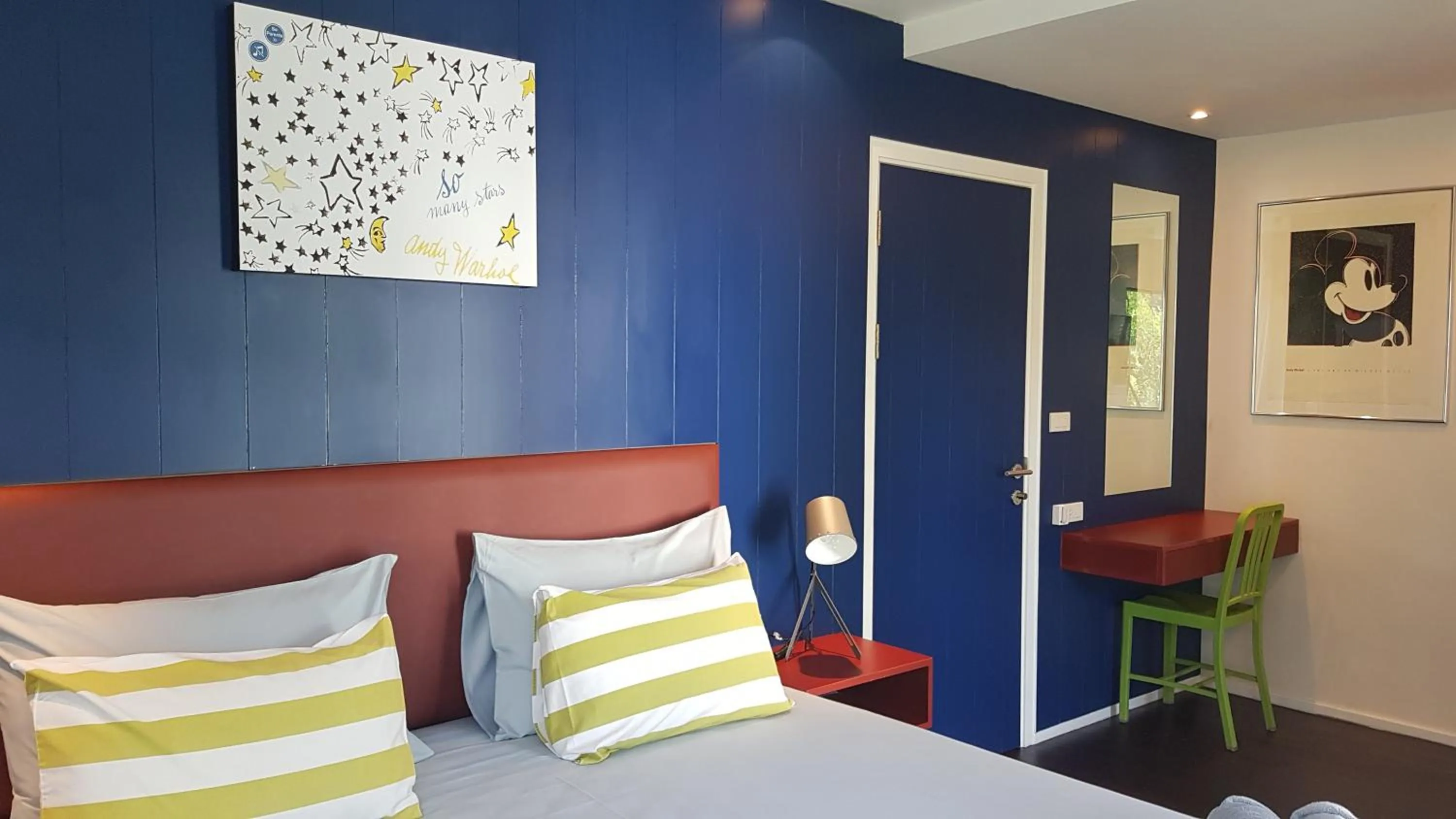 Bedroom, Bed in The Title Comfort Condotel