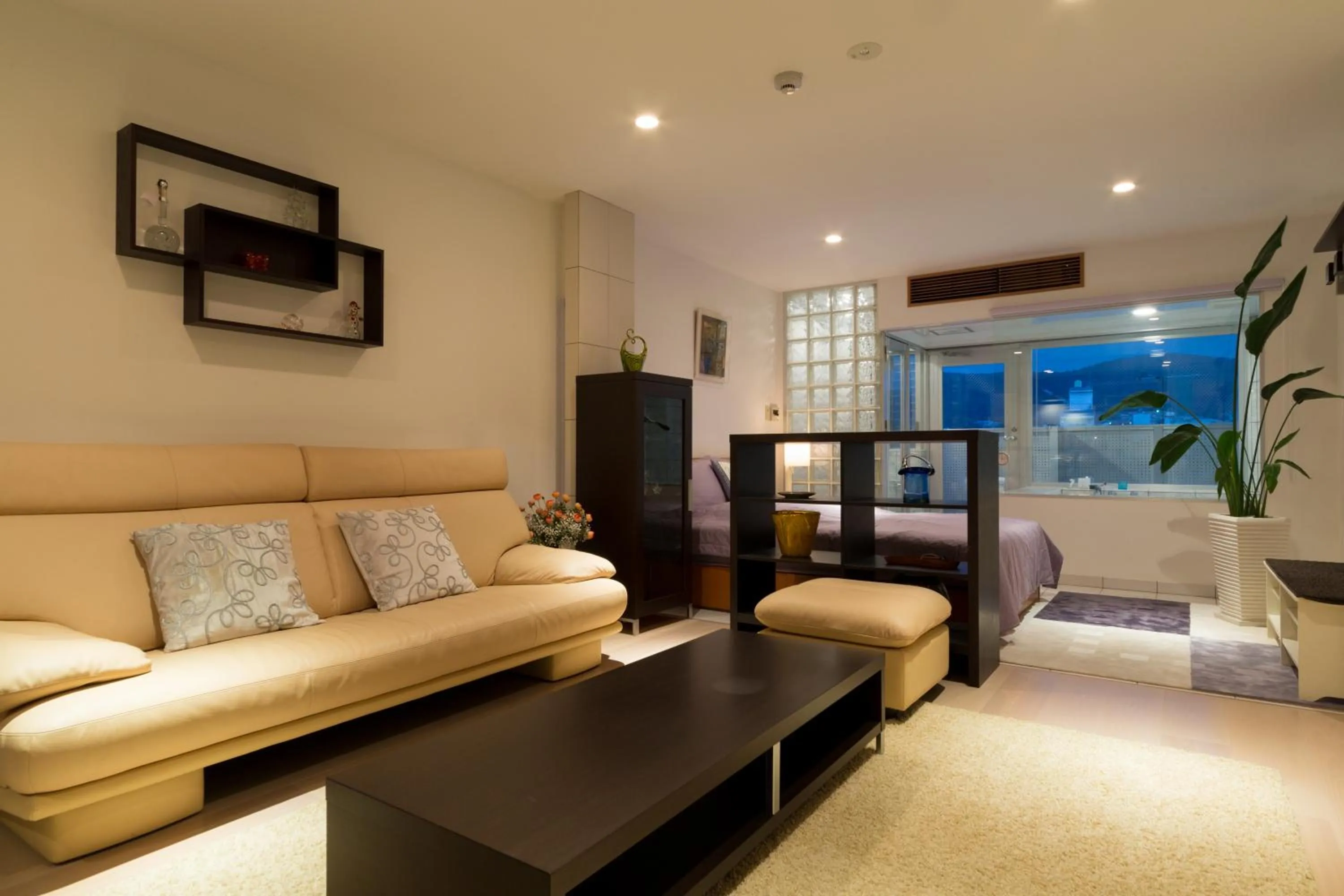 Dining area in Kyotoya Sakuraan