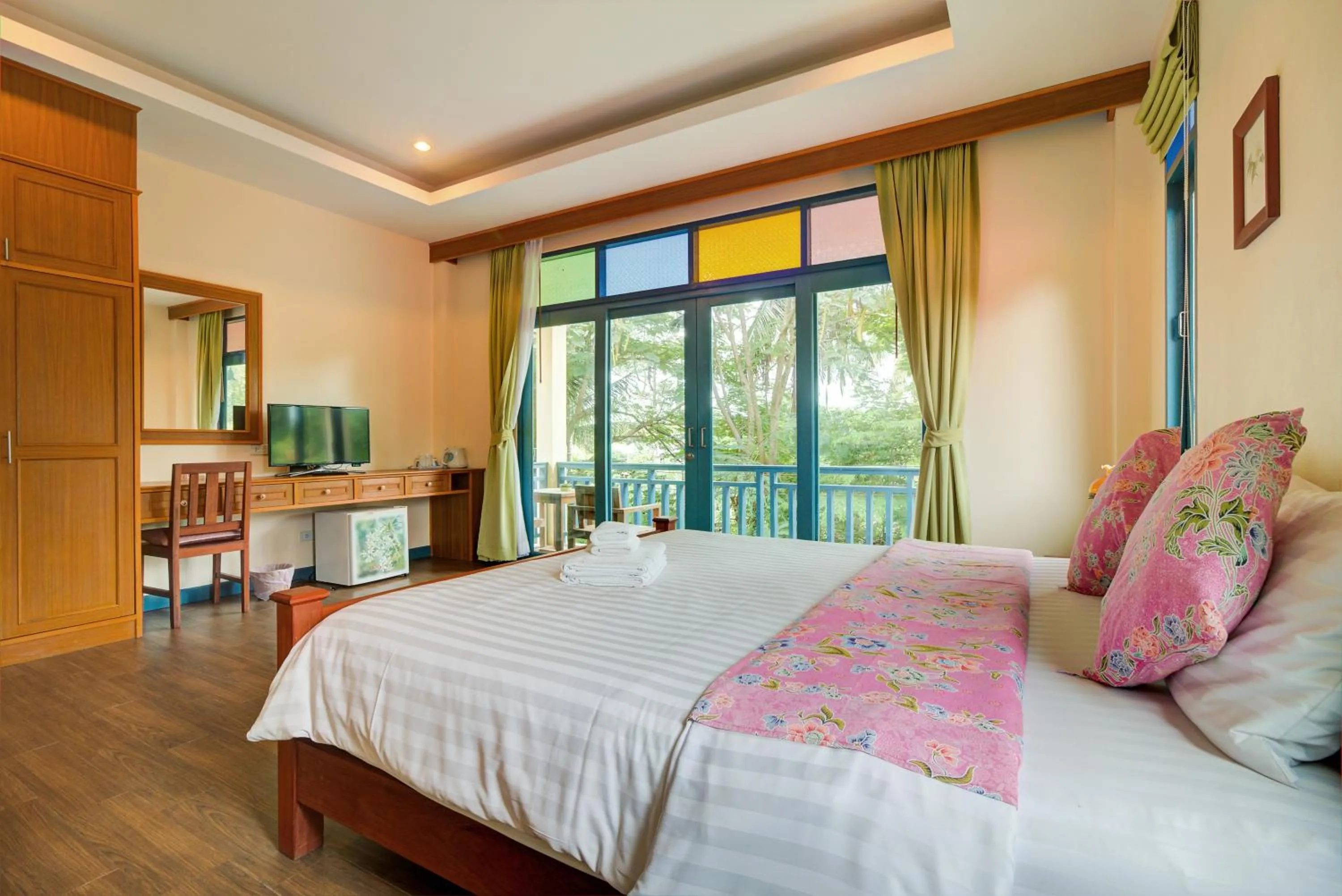TV and multimedia, Bed in Baan Patcharintorn Samui