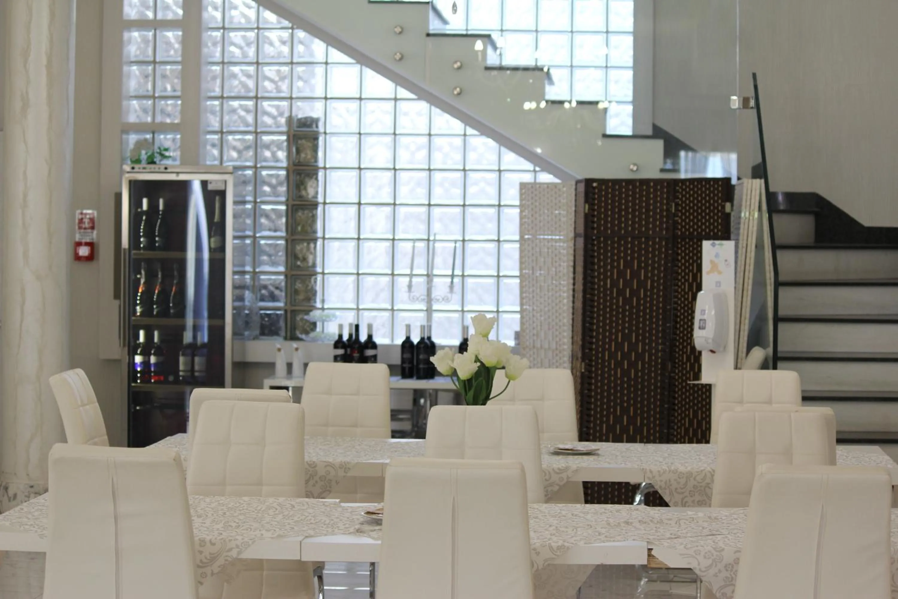 Restaurant/places to eat in Hotel Paladini