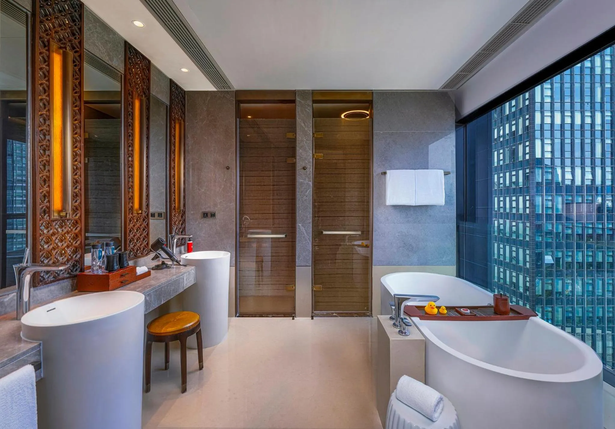 Photo of the whole room in Regent Chongqing