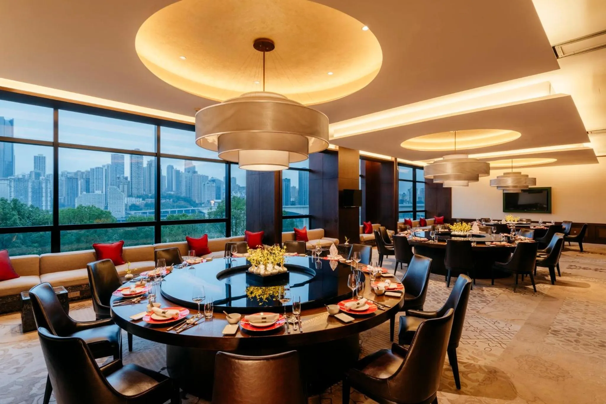 Restaurant/places to eat in Regent Chongqing