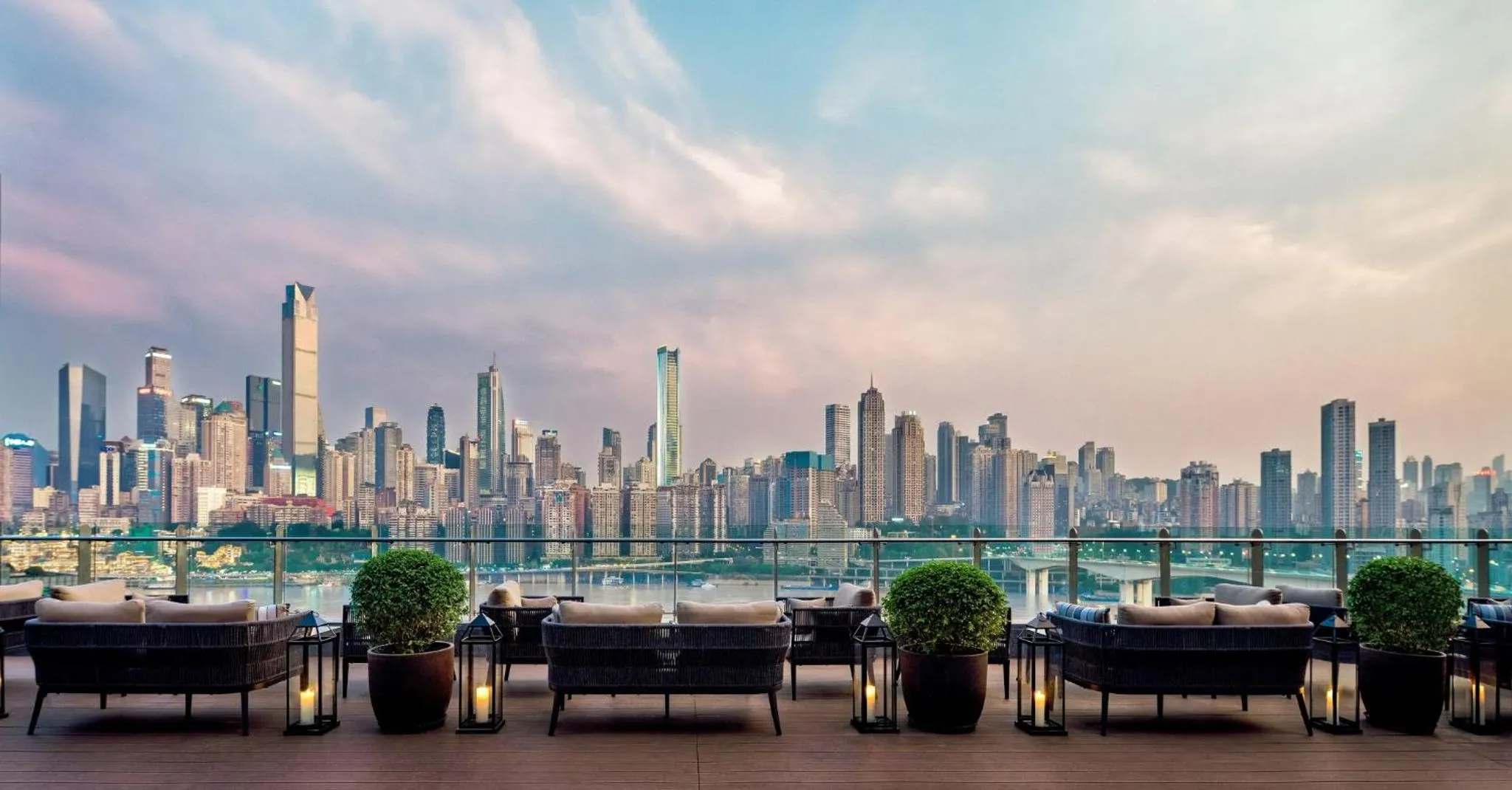 Lounge or bar in Regent Chongqing