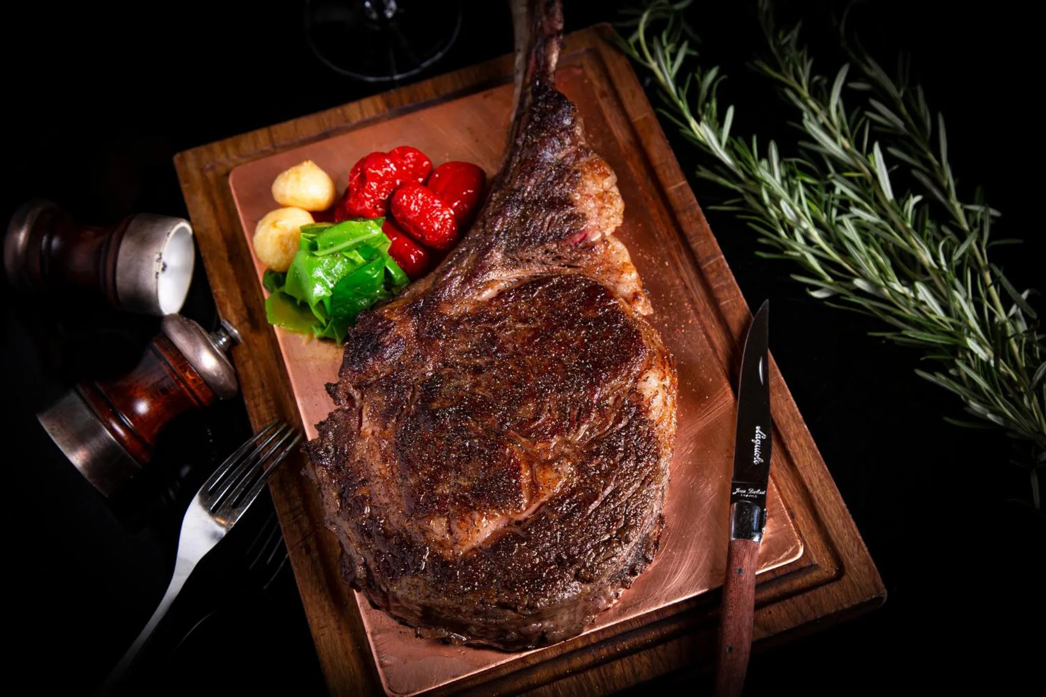 Restaurant/places to eat in Regent Chongqing