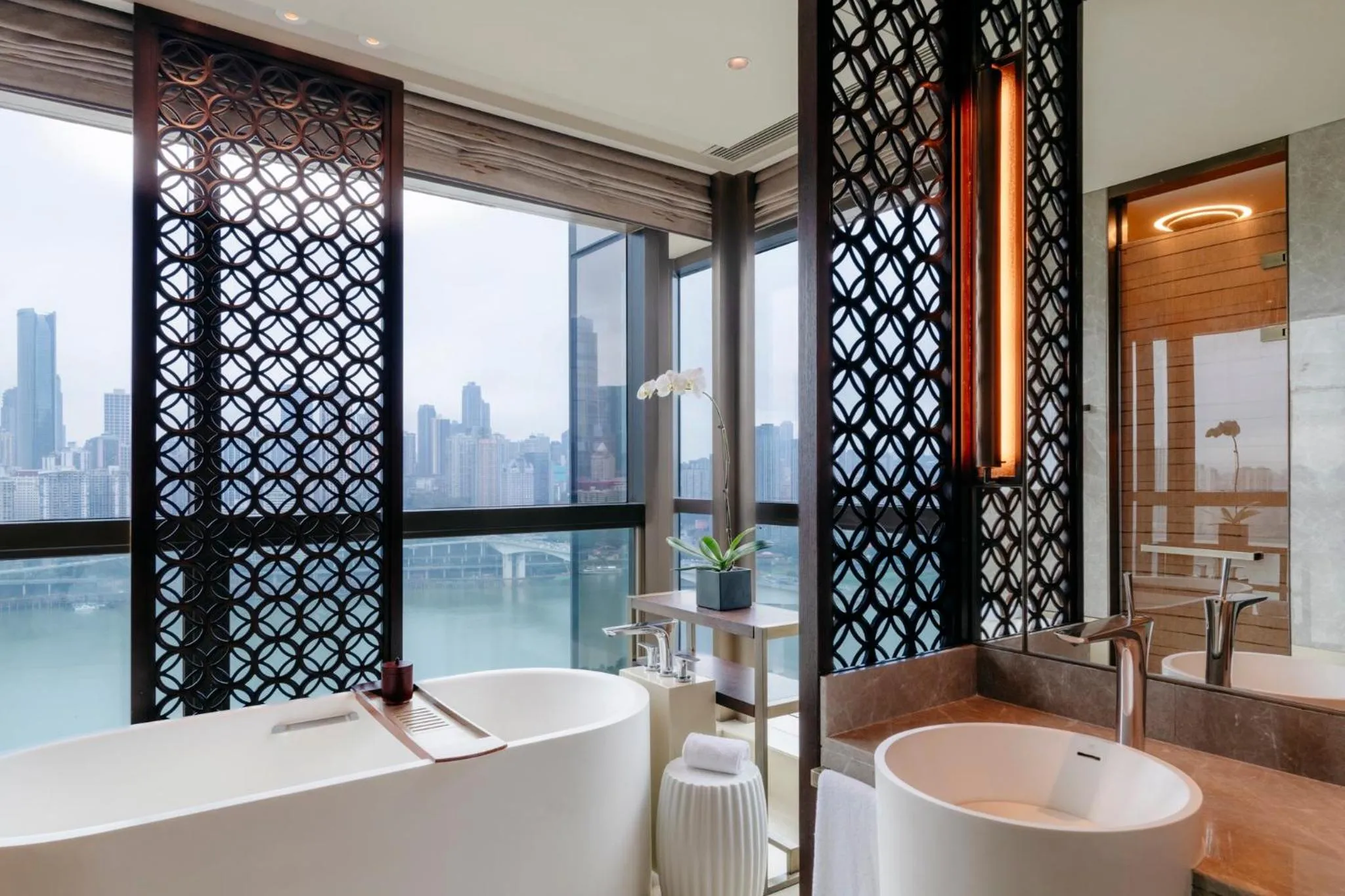 Photo of the whole room in Regent Chongqing