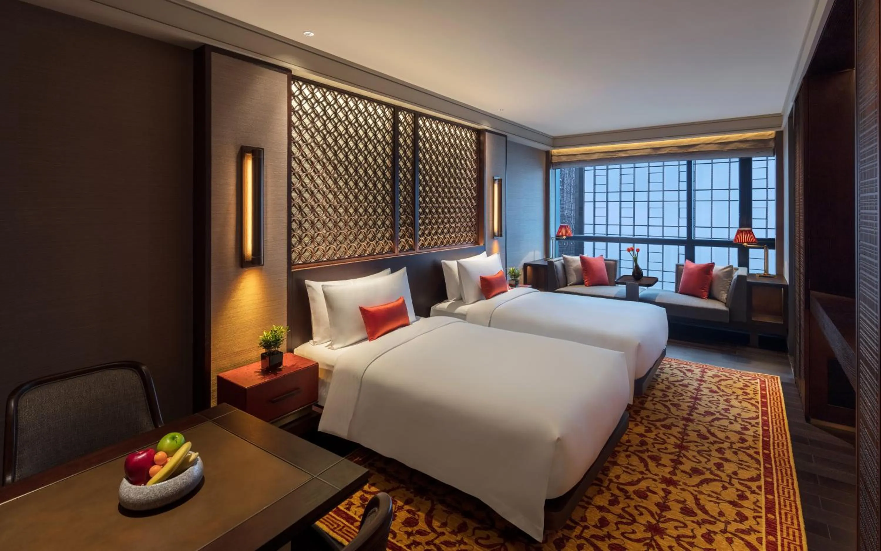 Photo of the whole room, Bed in Regent Chongqing