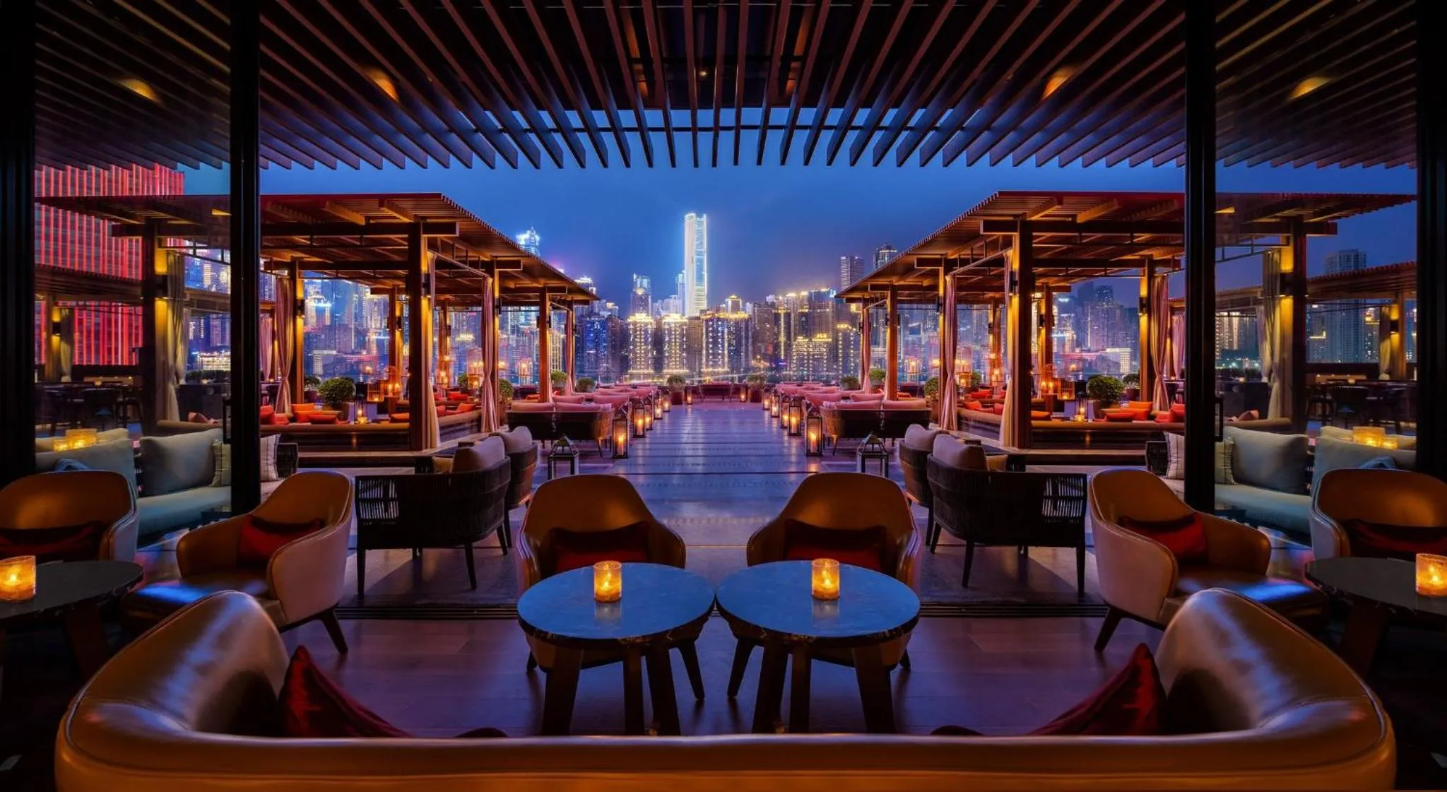 Lounge or bar in Regent Chongqing
