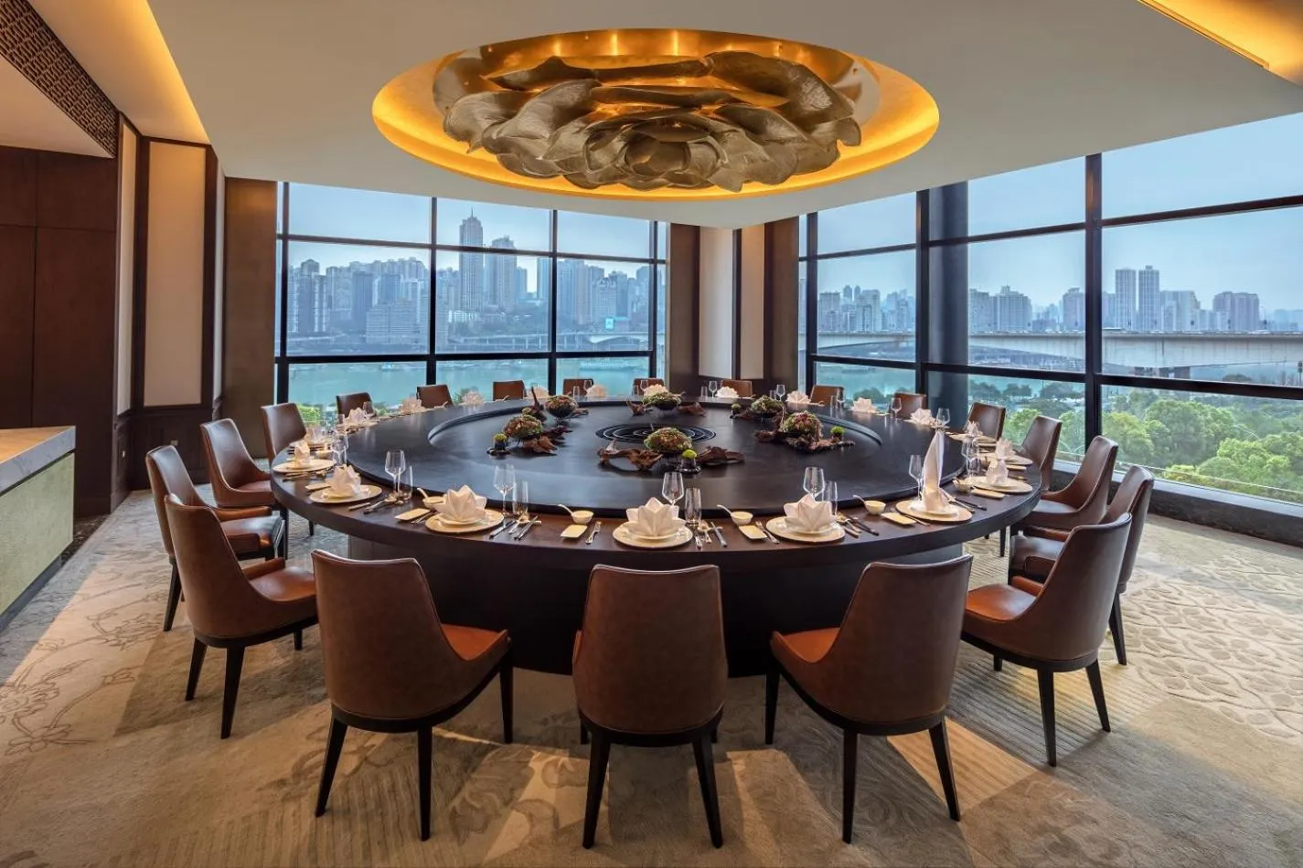 Restaurant/places to eat in Regent Chongqing