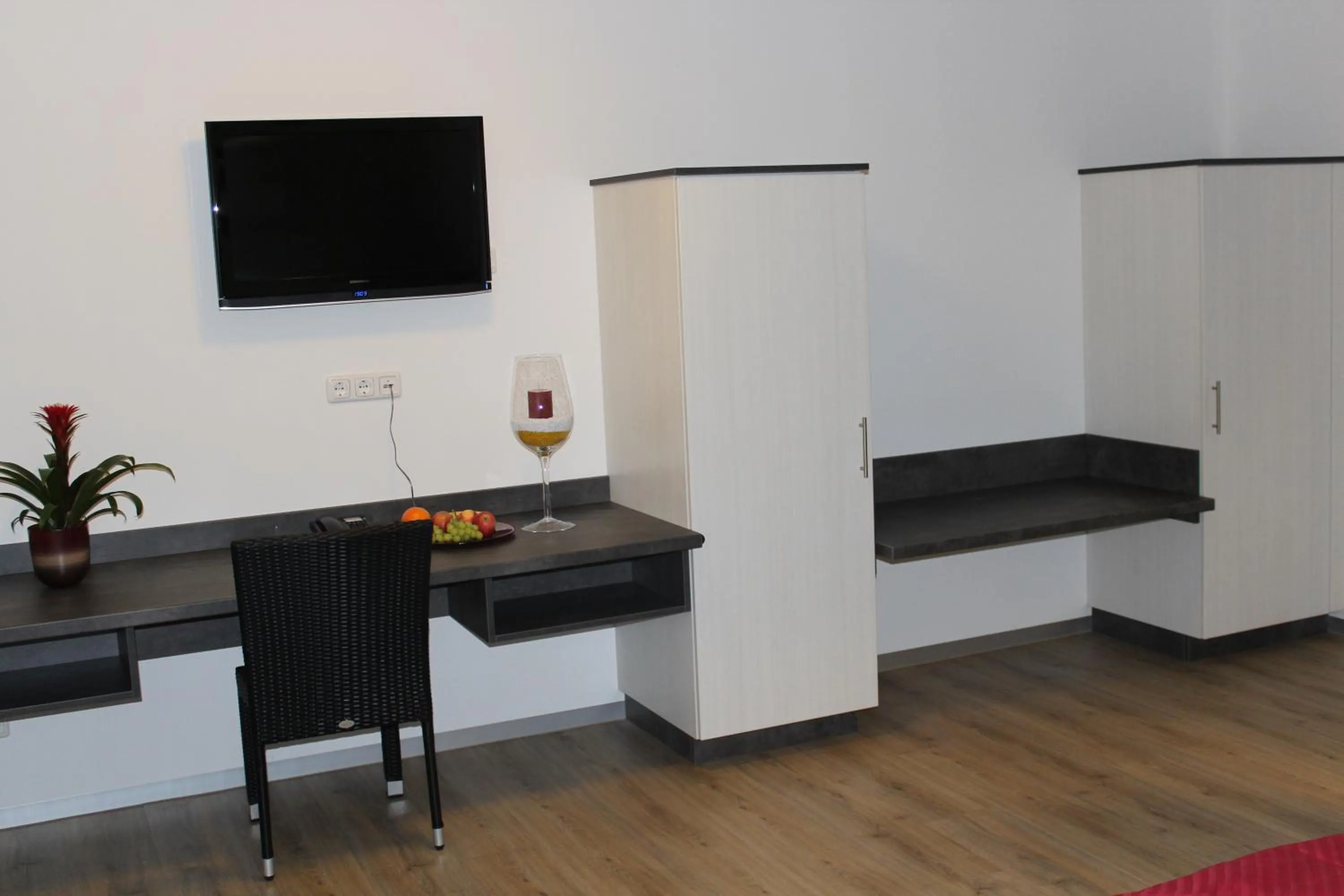 Photo of the whole room in Helmers Gästehaus