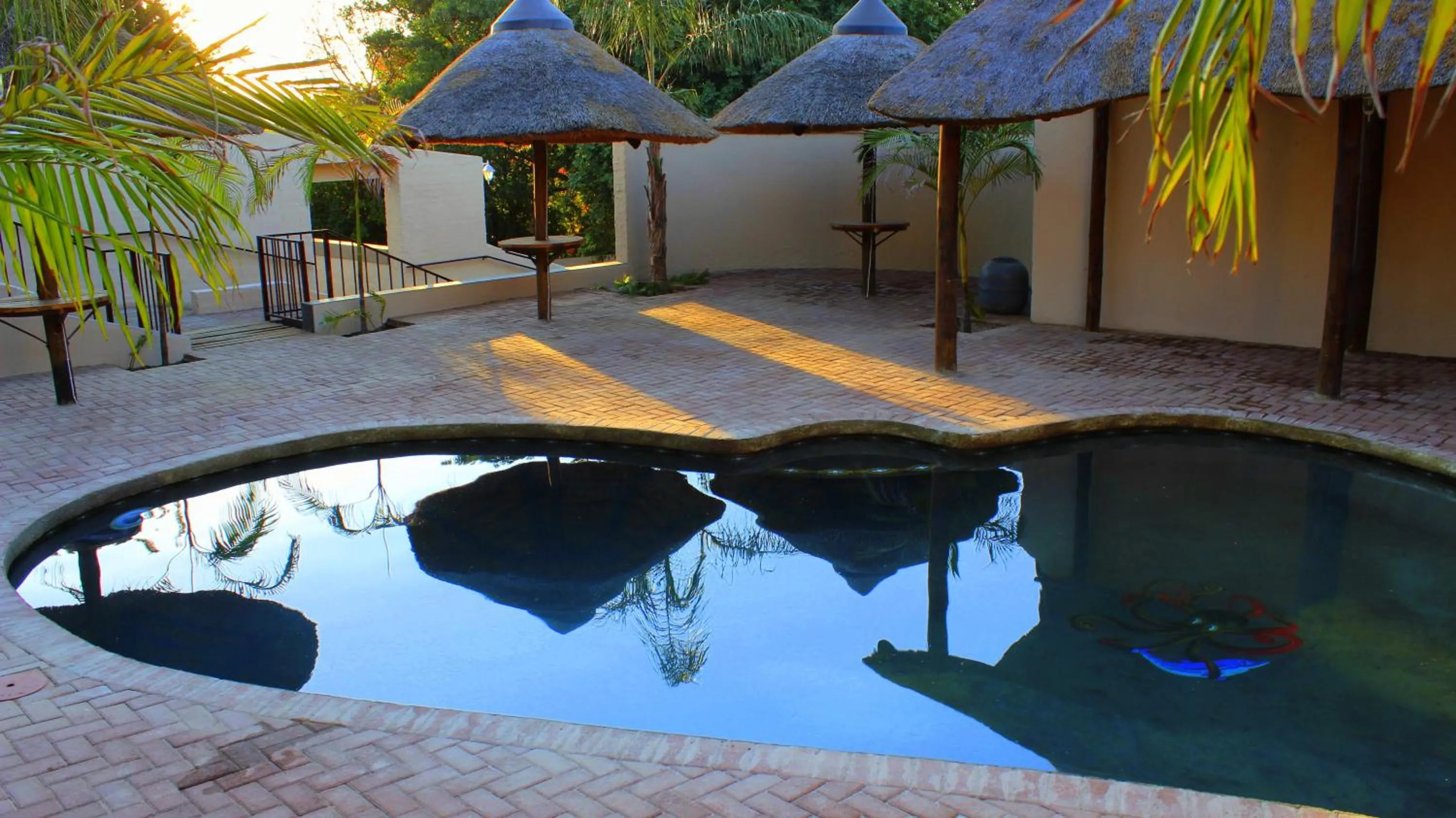 Swimming pool in Waterfall Guesthouse