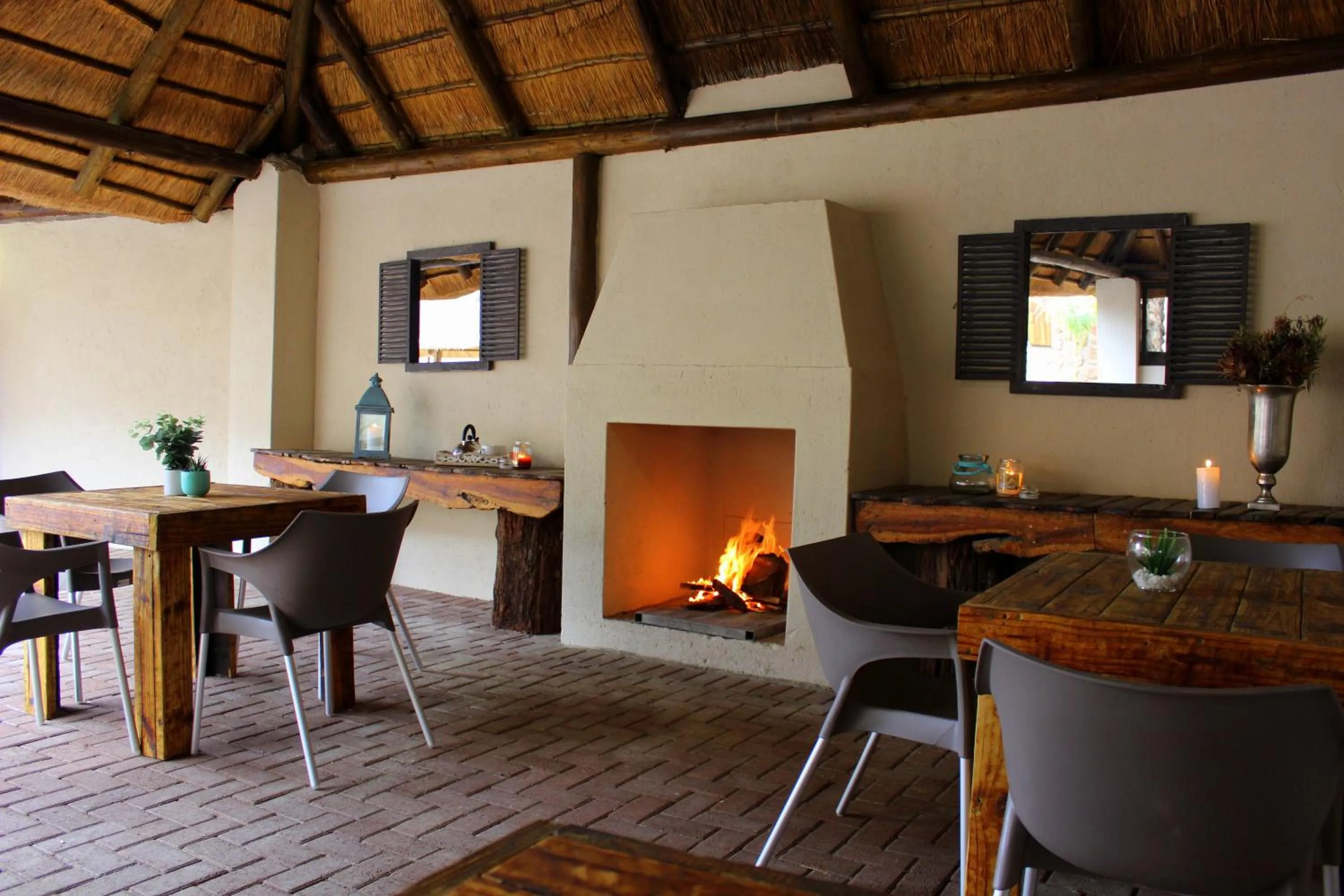 Restaurant/places to eat in Waterfall Guesthouse