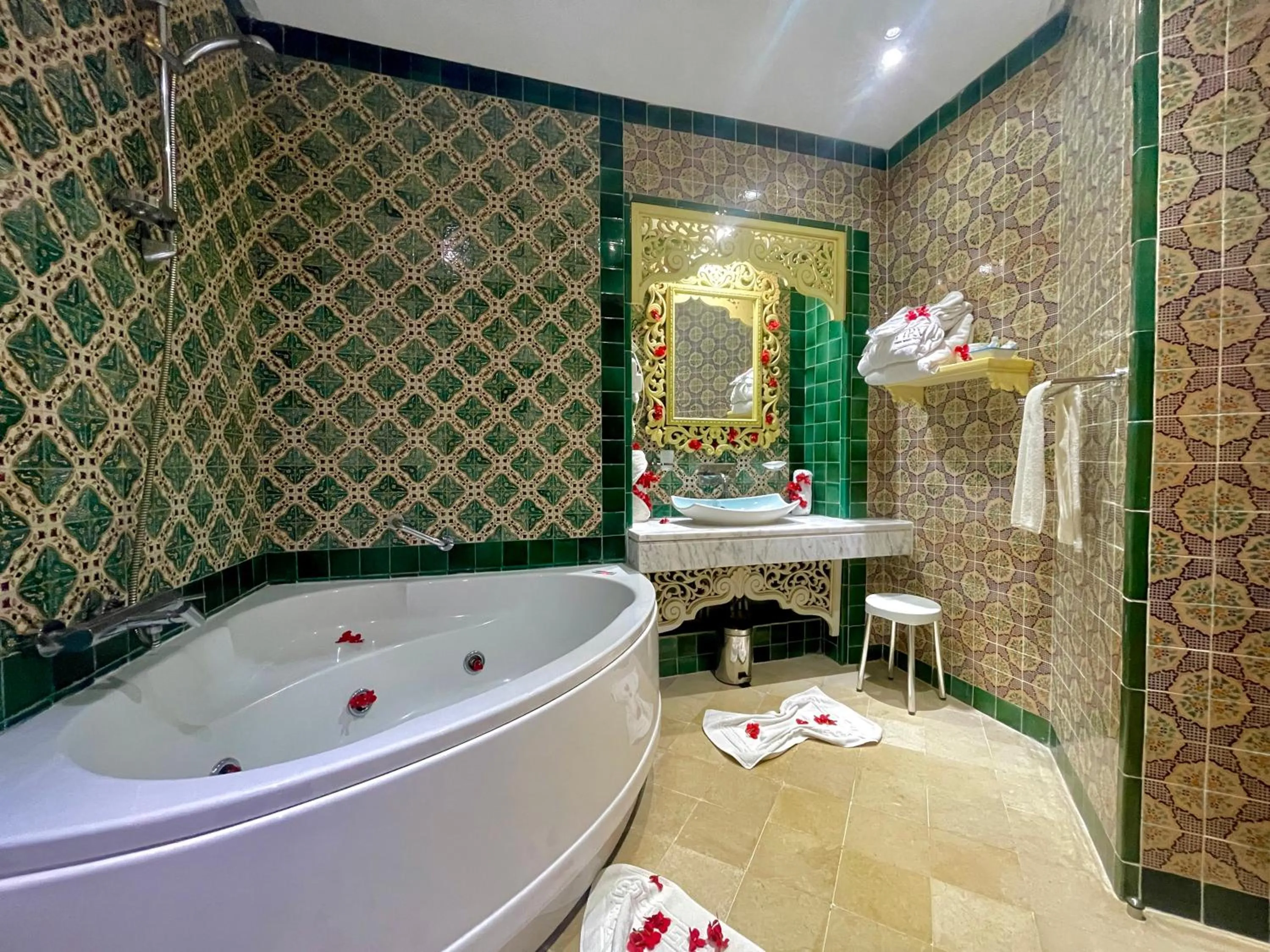 Bathroom in Royal Victoria - Ex British Embassy