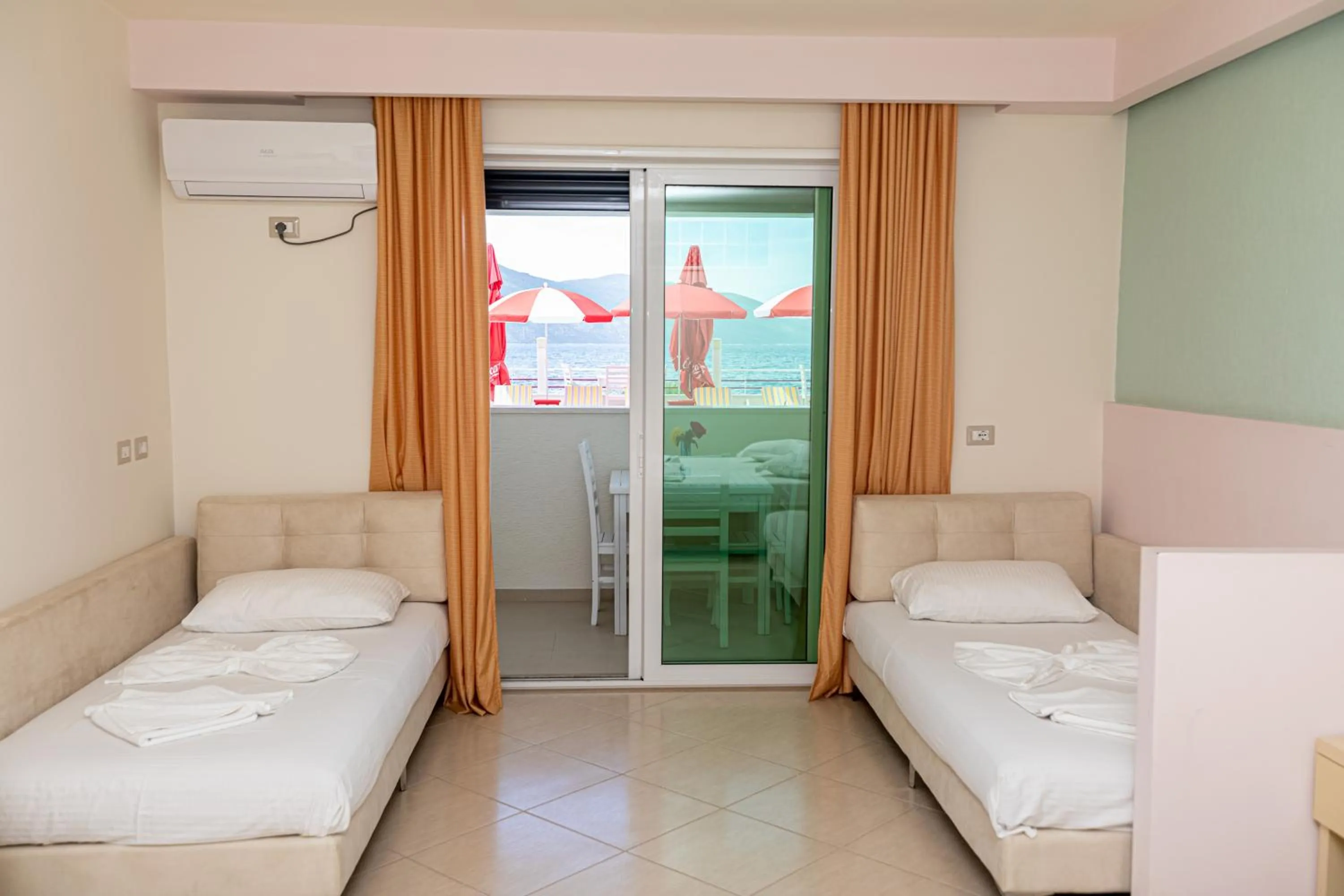 Bed in Hotel Picasso