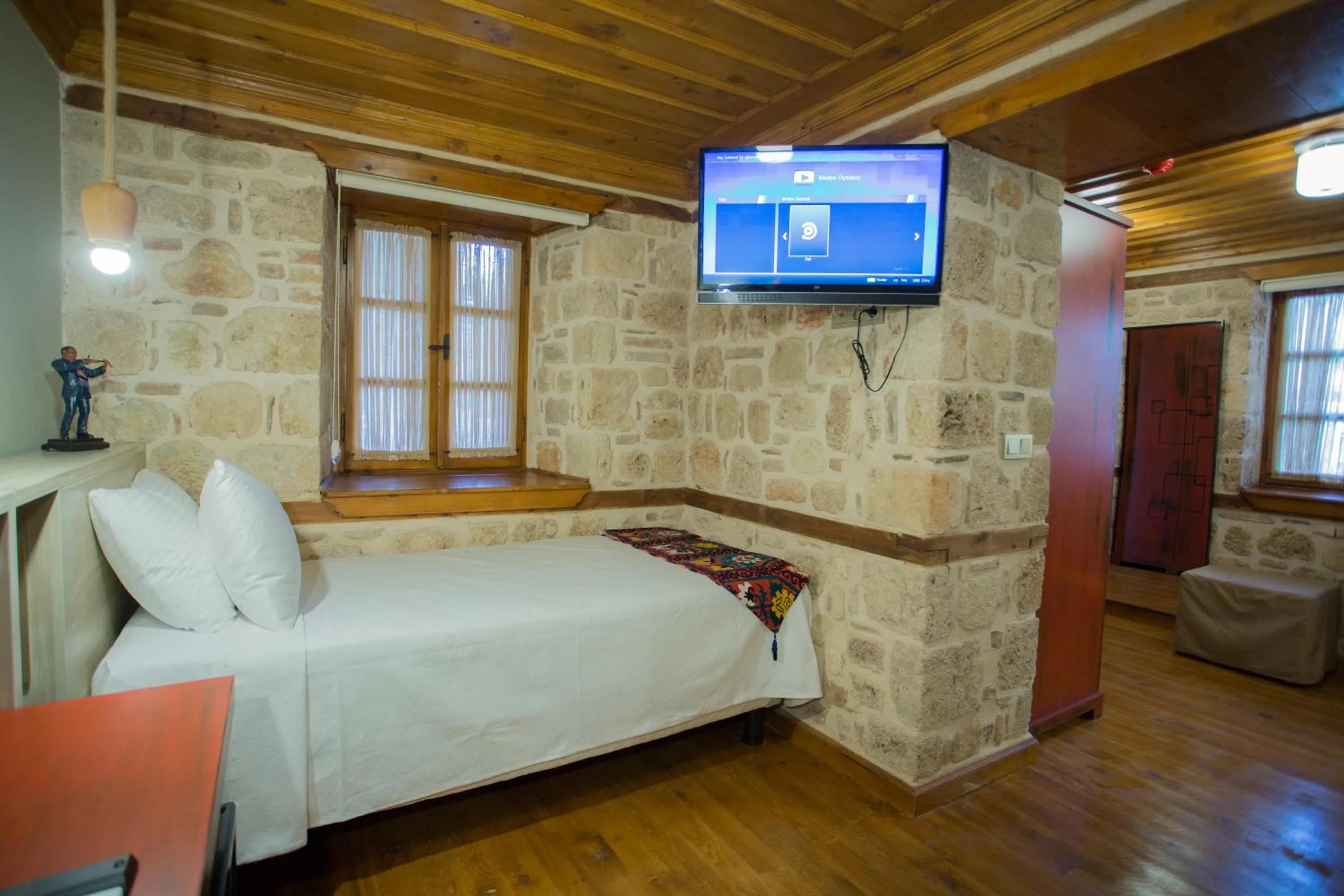 Bed in Char Me Hotel