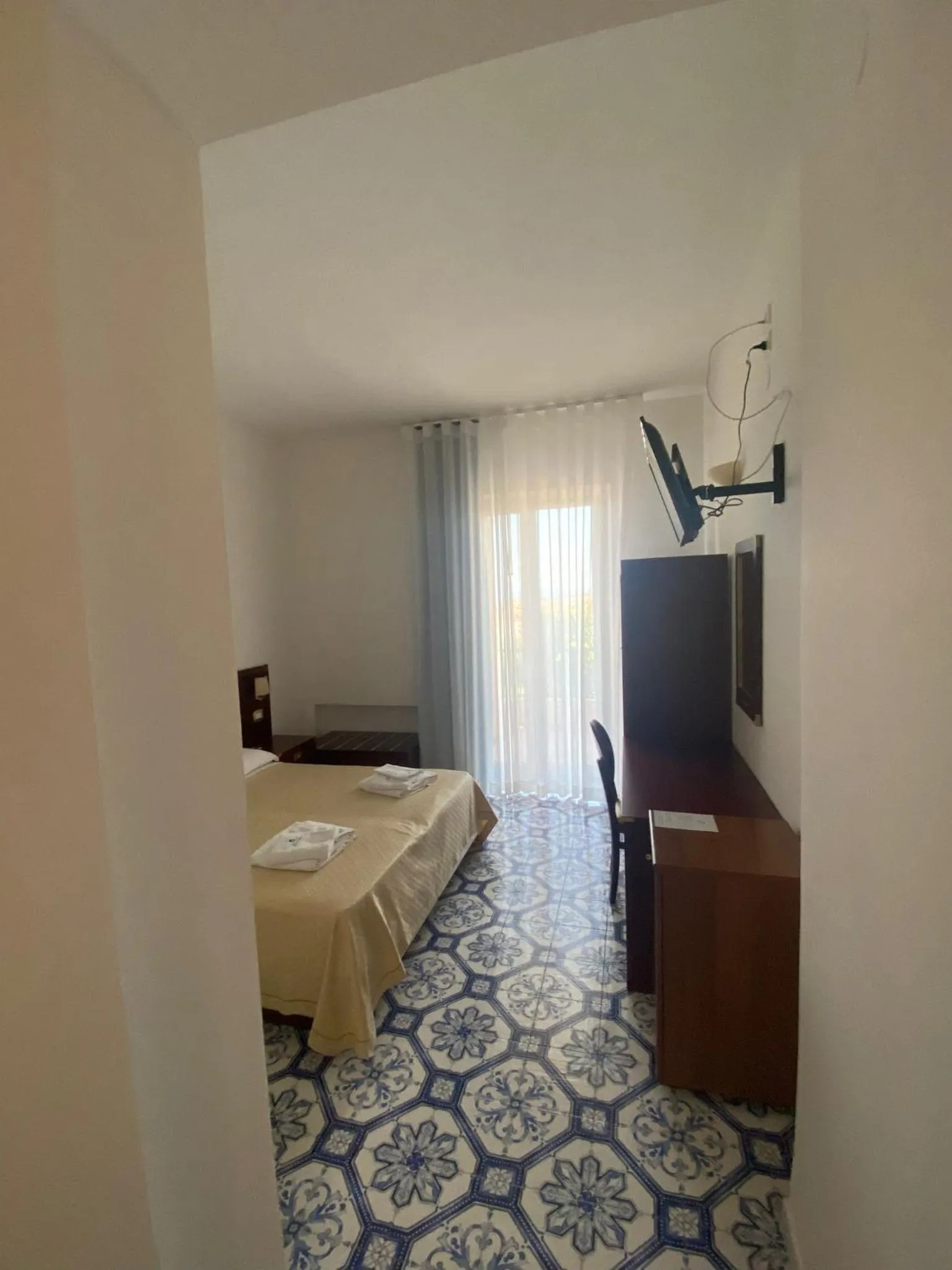 Bed in Hotel America