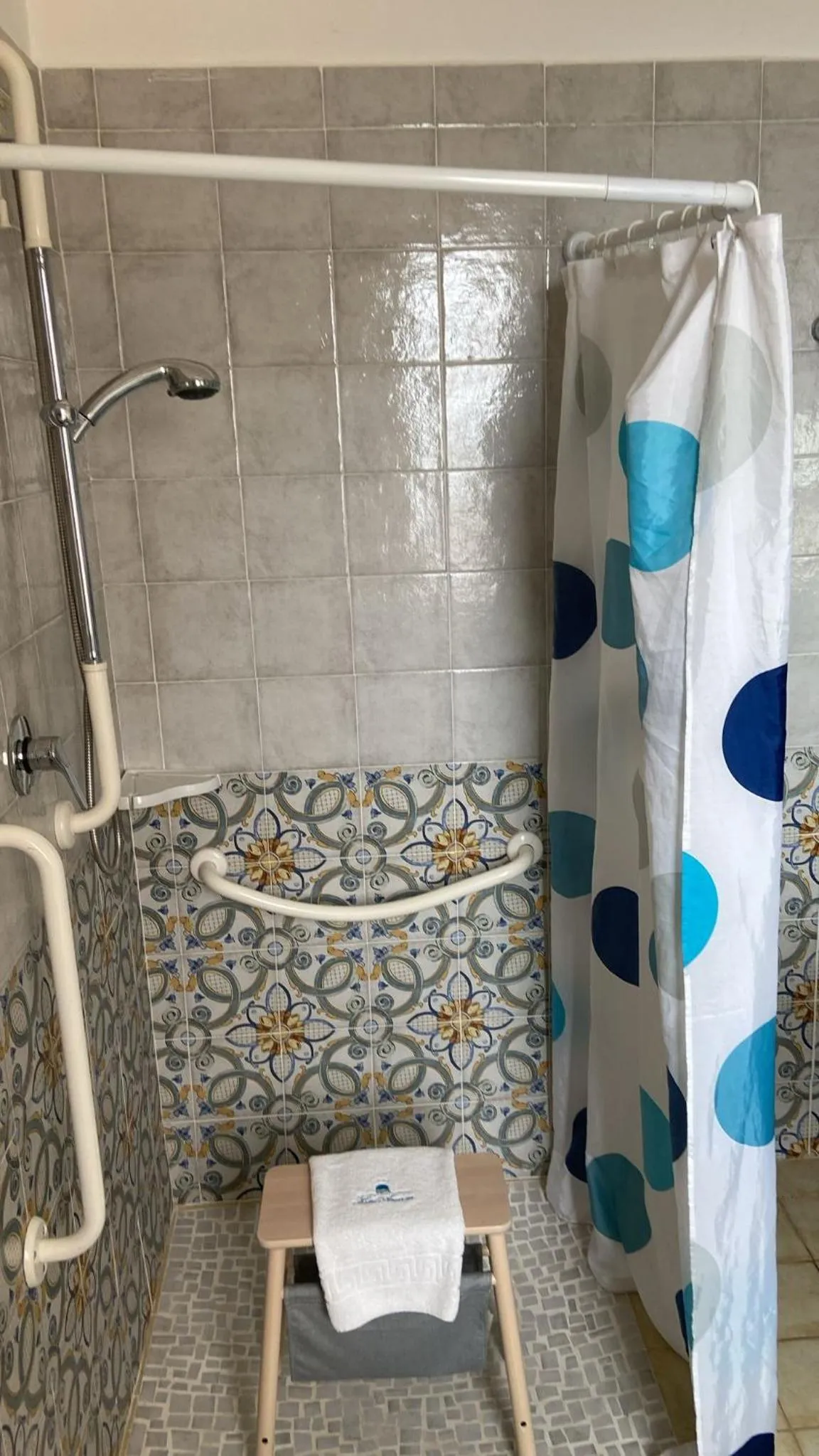 Bathroom in Hotel America