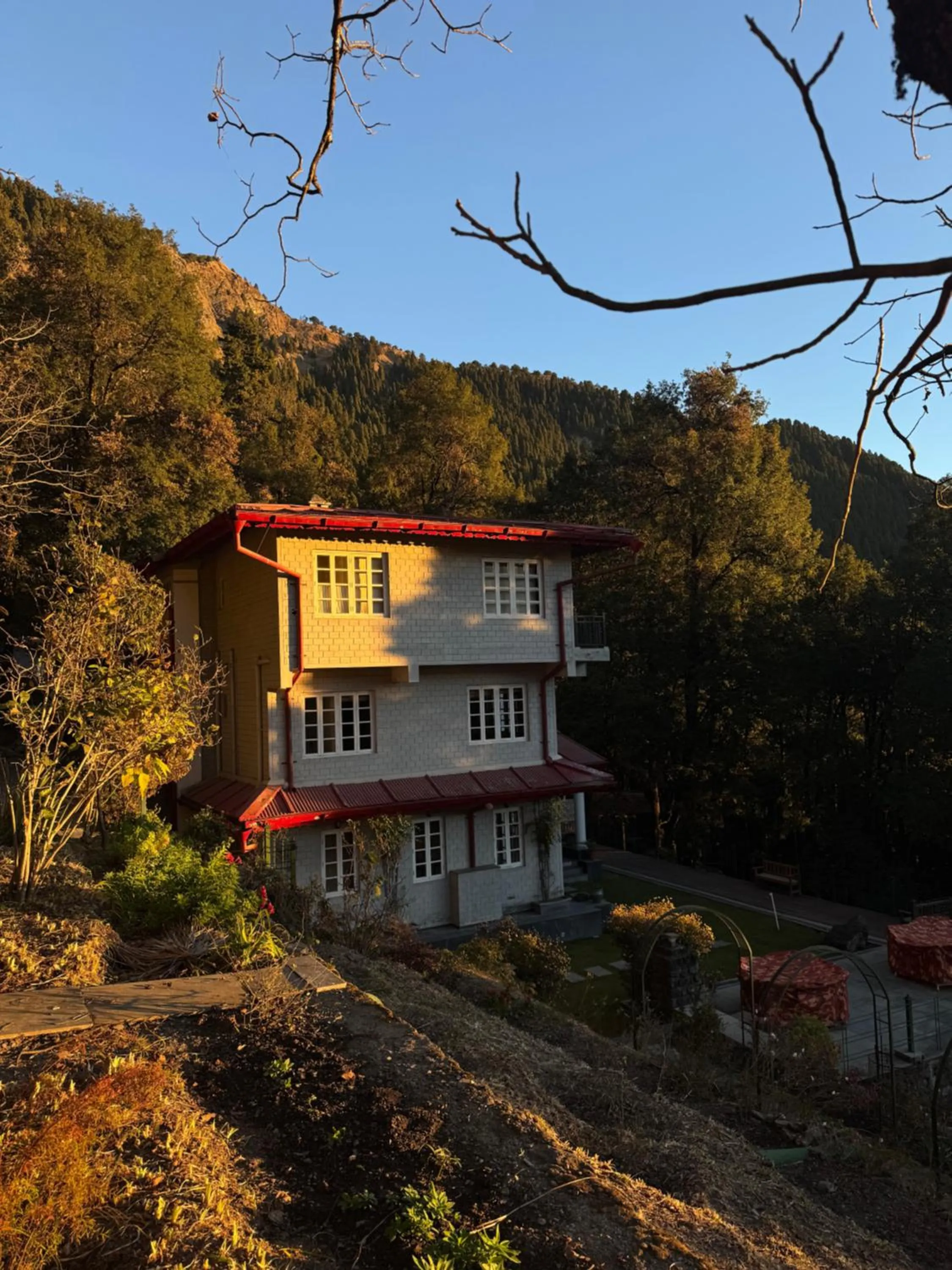 Property building in Abbotsford Prasada Bhawan