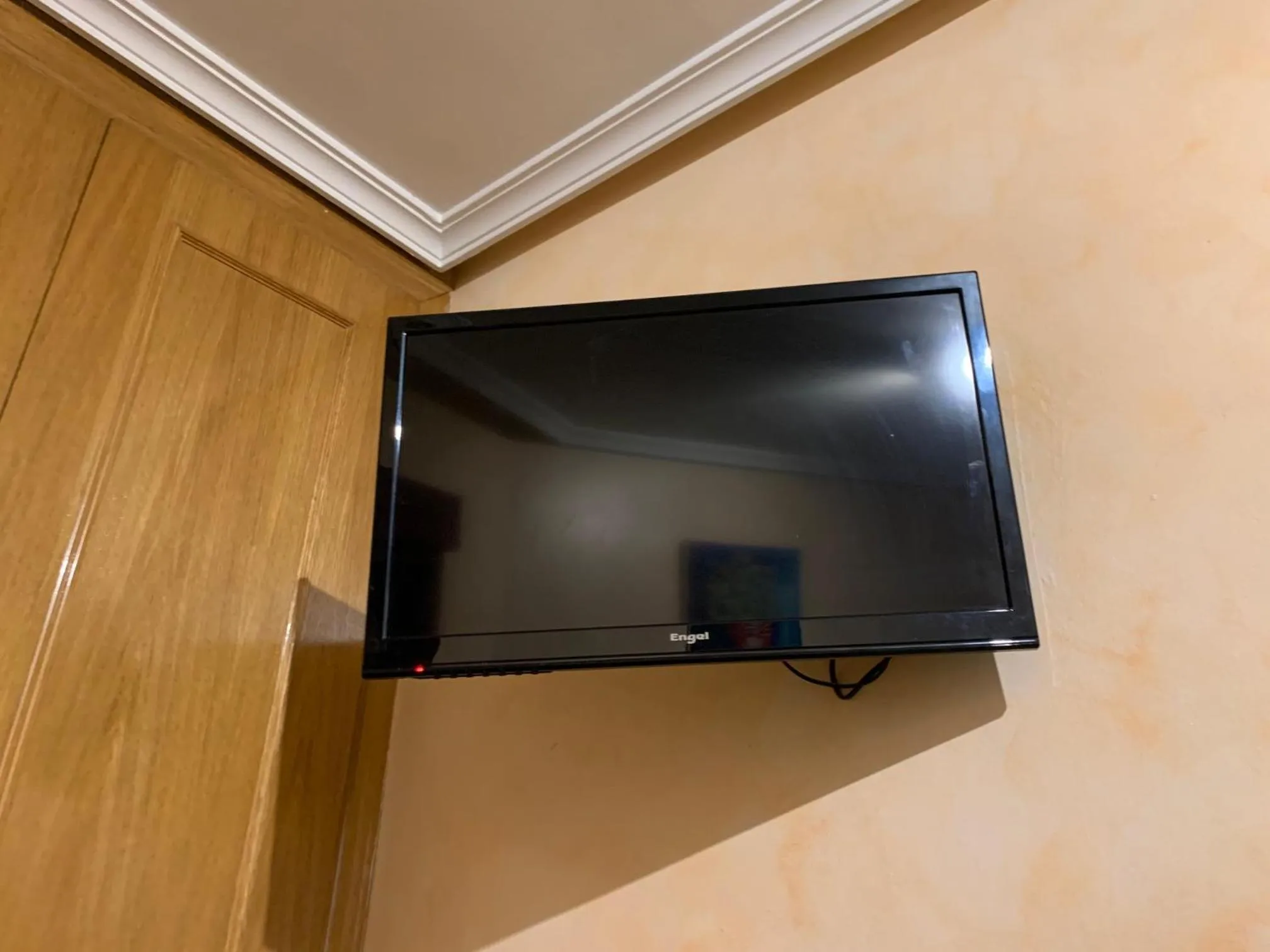 TV and multimedia in Hostal Juan XXIII