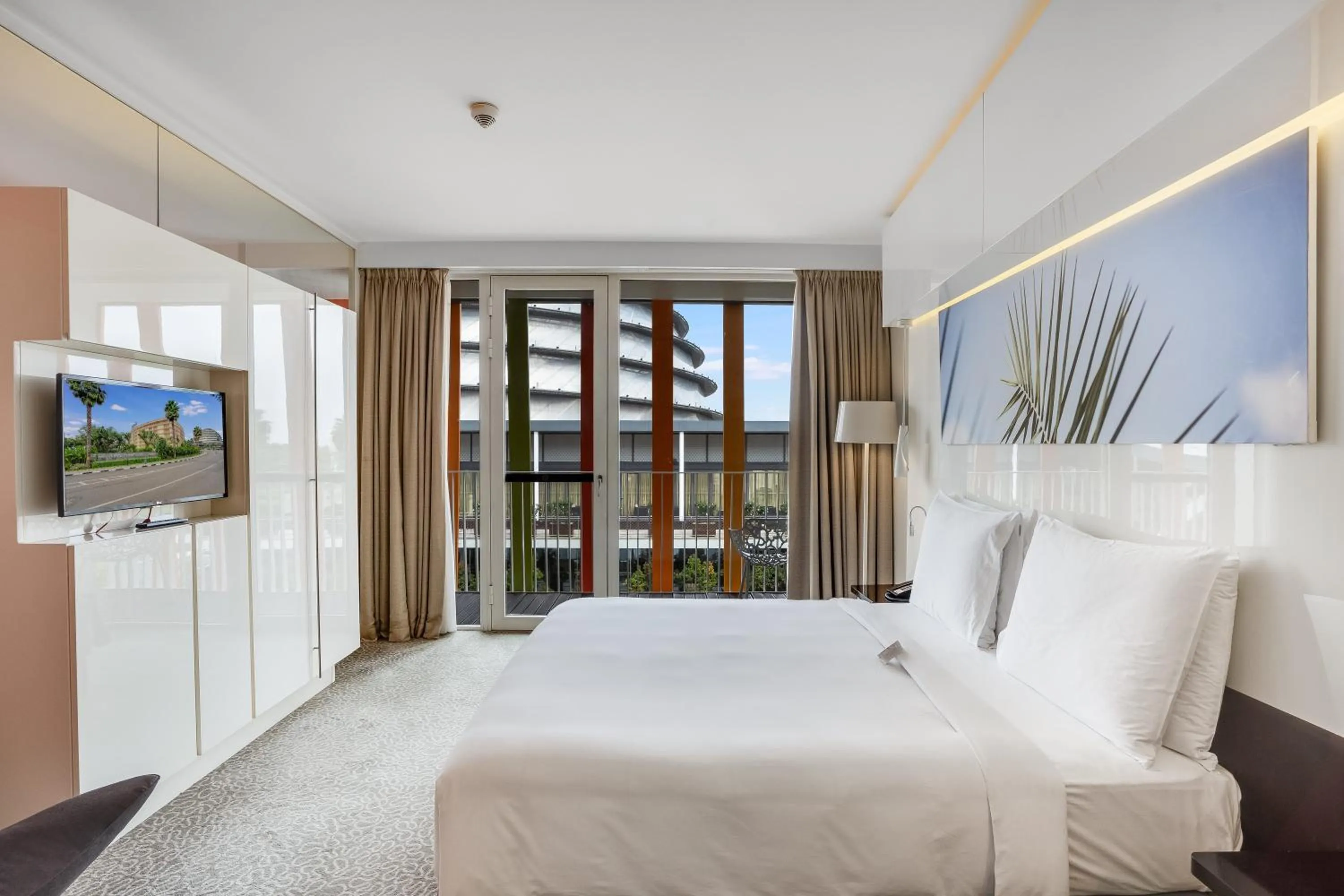 Bedroom, Bed in Radisson Blu Hotel & Convention Centre Kigali