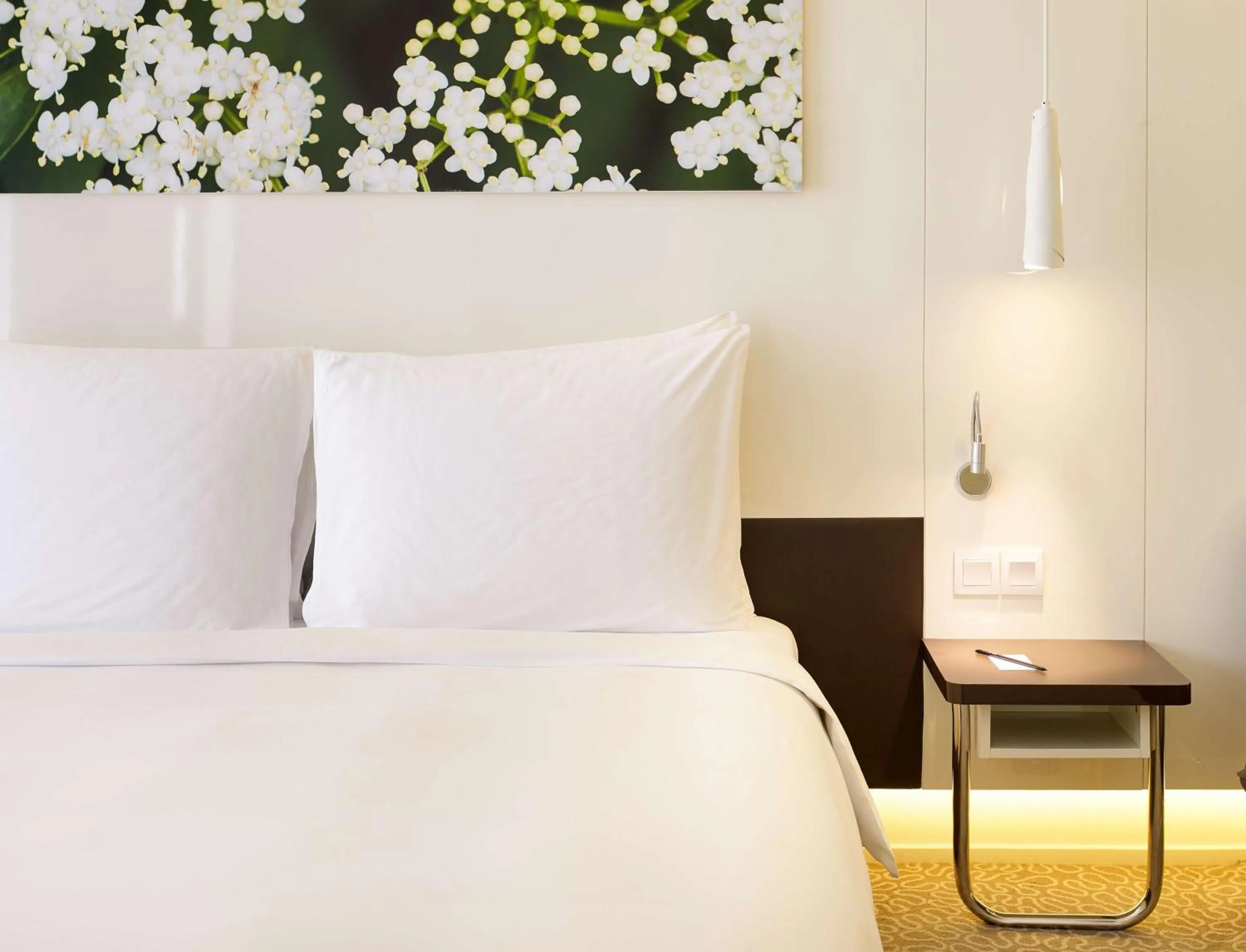 Bed in Radisson Blu Hotel & Convention Centre Kigali