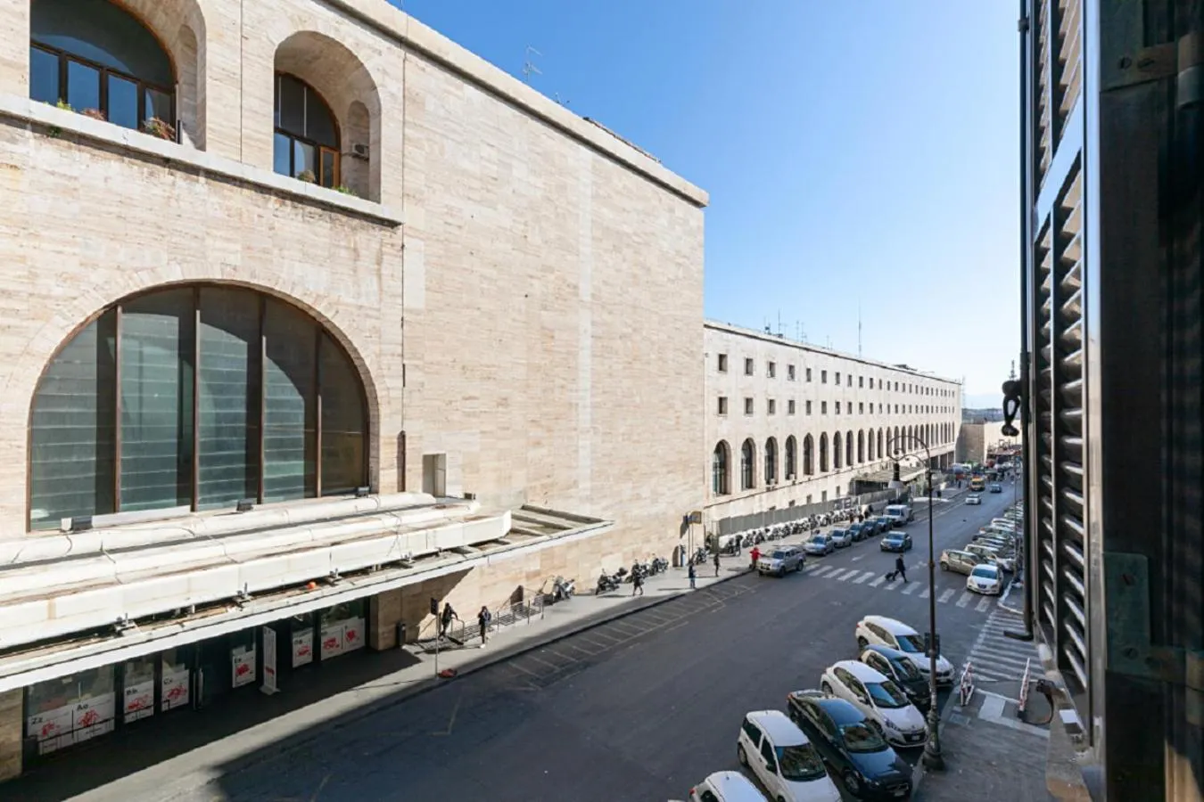 Street view in Roma Enrico Guesthouse