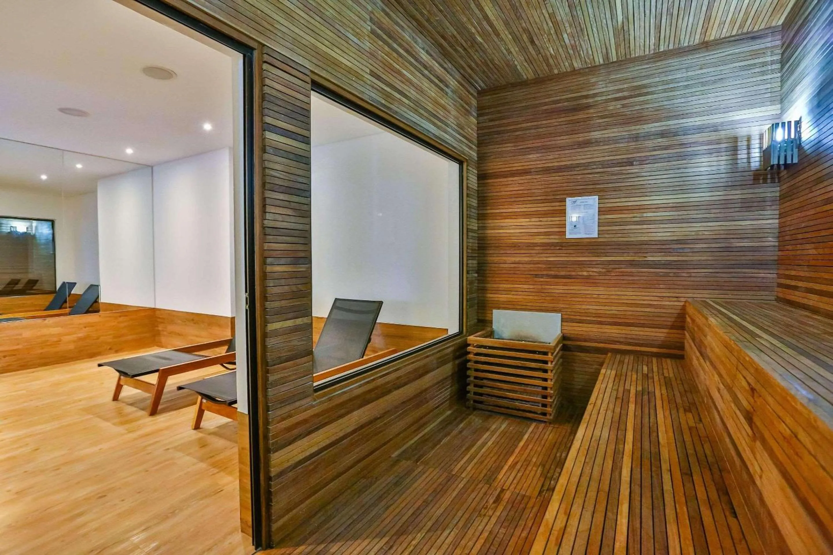 Spa and wellness centre/facilities in Radisson RED Campinas